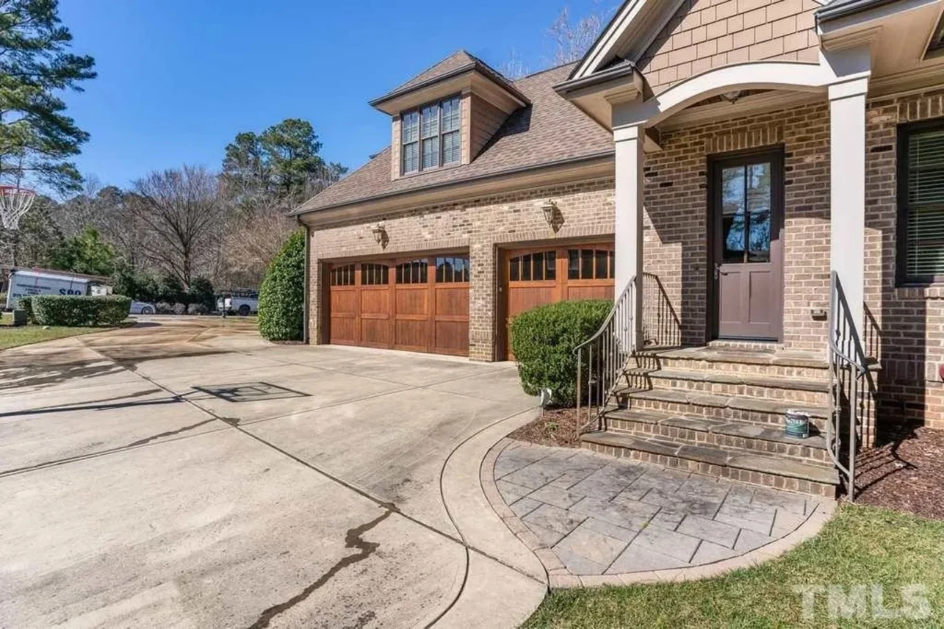 9-1829 HOUSE PLAN - Traditional 5-Bedroom House Plan with 3-Car Garage | Blueprints & CAD Files 25 Traditional 5-Bedroom House Plan with 3-Car Garage | Blueprints & CAD Files