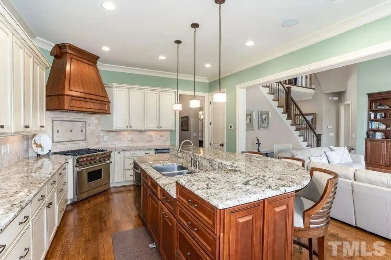 9-1829 HOUSE PLAN - Traditional 5-Bedroom House Plan with 3-Car Garage | Blueprints & CAD Files 14 Traditional 5-Bedroom House Plan with 3-Car Garage | Blueprints & CAD Files