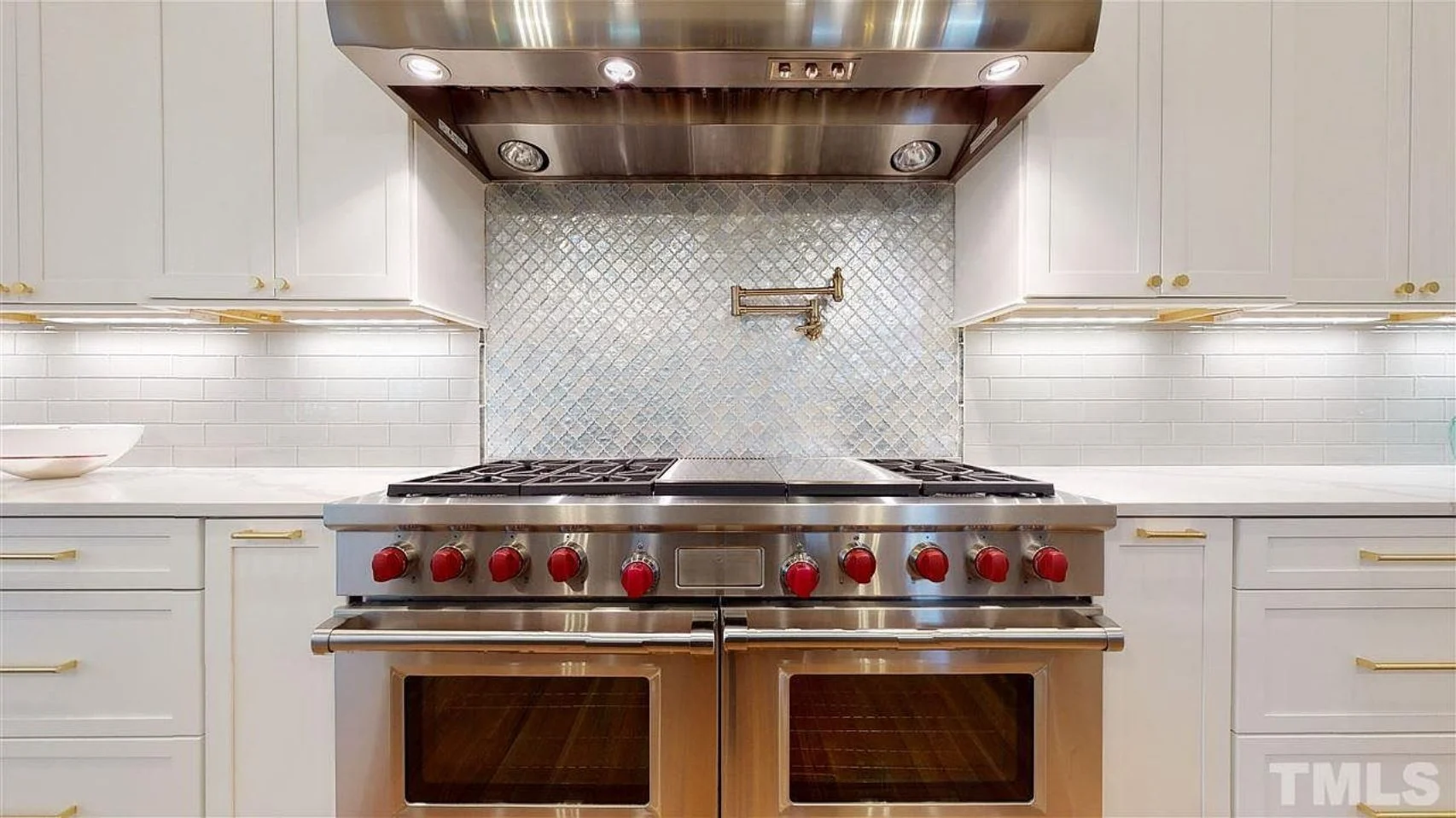 16-1429 HOUSE PLAN - 5-Bed, 6.5-Bath, 5,334 SF Modern Farmhouse House Plan 23 Spacious 3-Story Luxury house Plan with CAD Blueprints & Designs