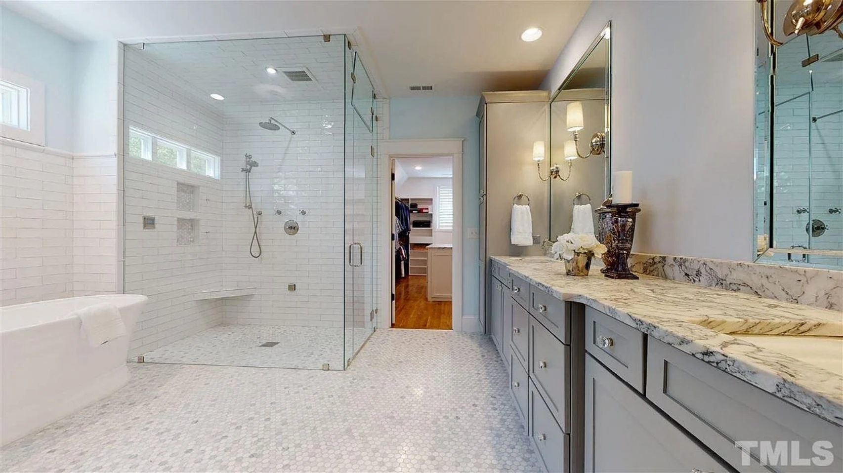 16-1429 HOUSE PLAN - 5-Bed, 6.5-Bath, 5,334 SF Modern Farmhouse House Plan 16 Spacious 3-Story Luxury house Plan with CAD Blueprints & Designs