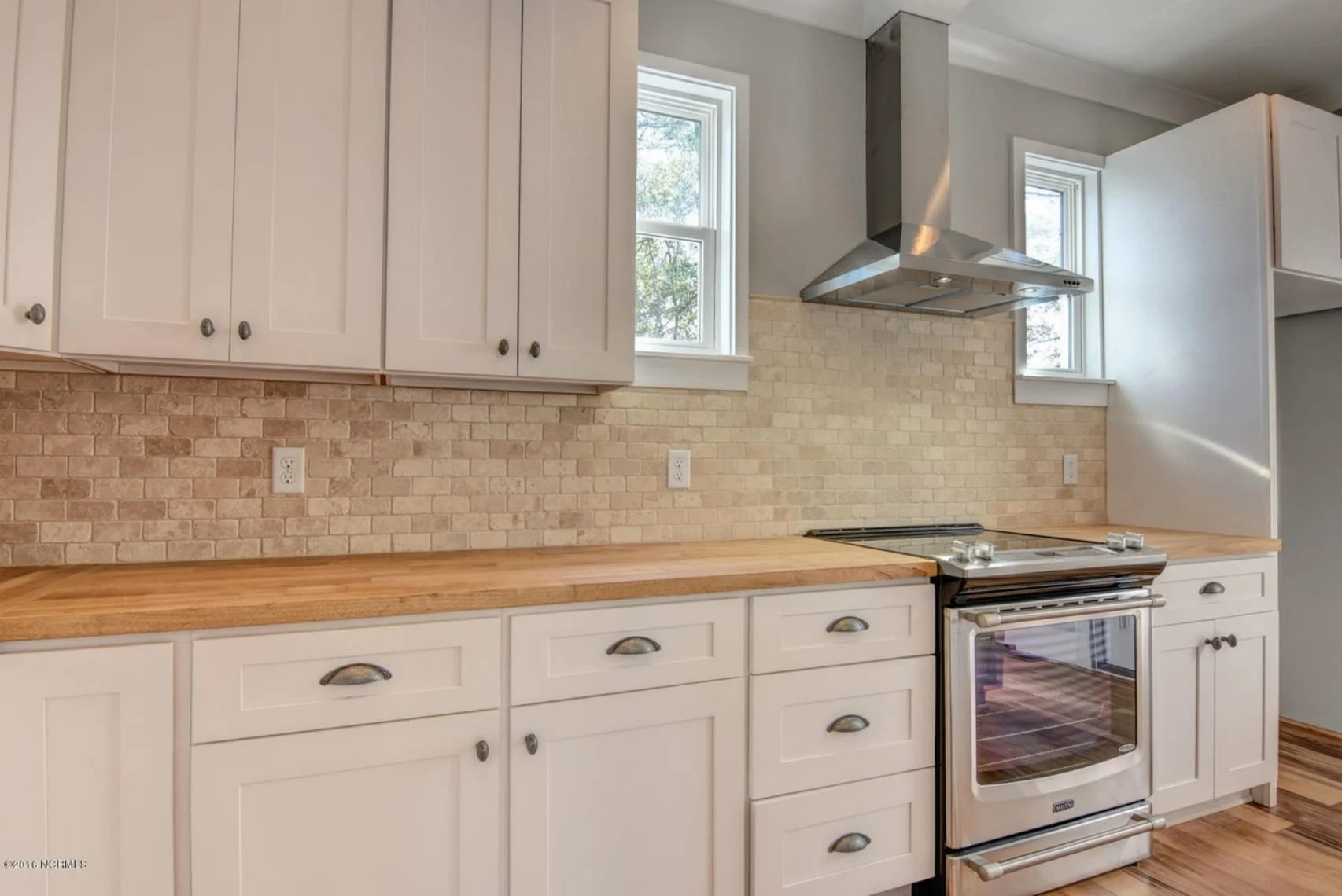 16-1092 HOUSE PLAN - 4-Bed, 3.5-Bath Coastal Beach House Plan – 2,368 Sq Ft, 2 Stories with Bonus Room & Porches 19 Architectural Designs