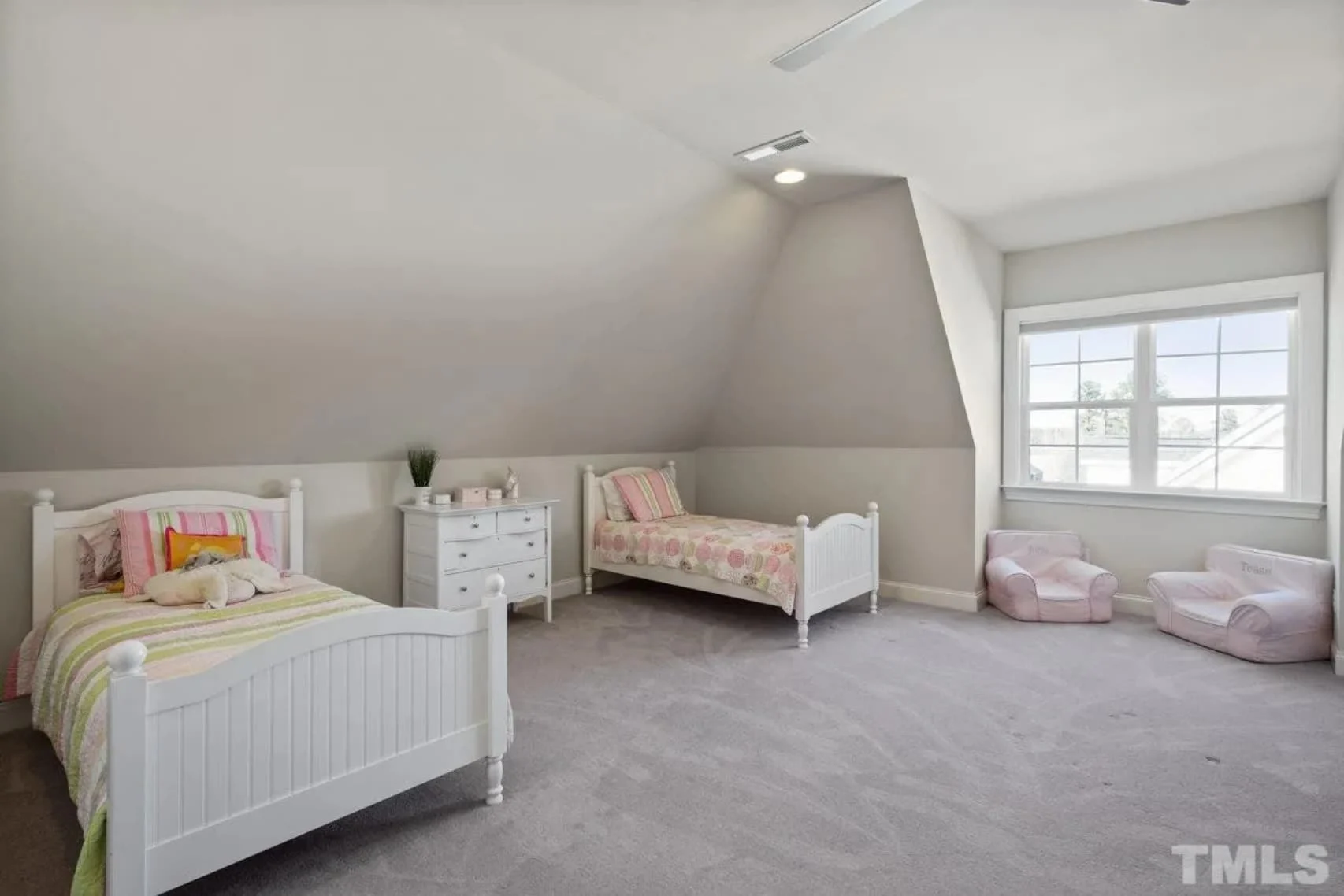 13-1456 HOUSE PLAN - 4-Bed, 5-Bath, 2869 SF Modern Craftsman House Plan 7 Modern Craftsman house Plan with 3 Floors and Unique Designs