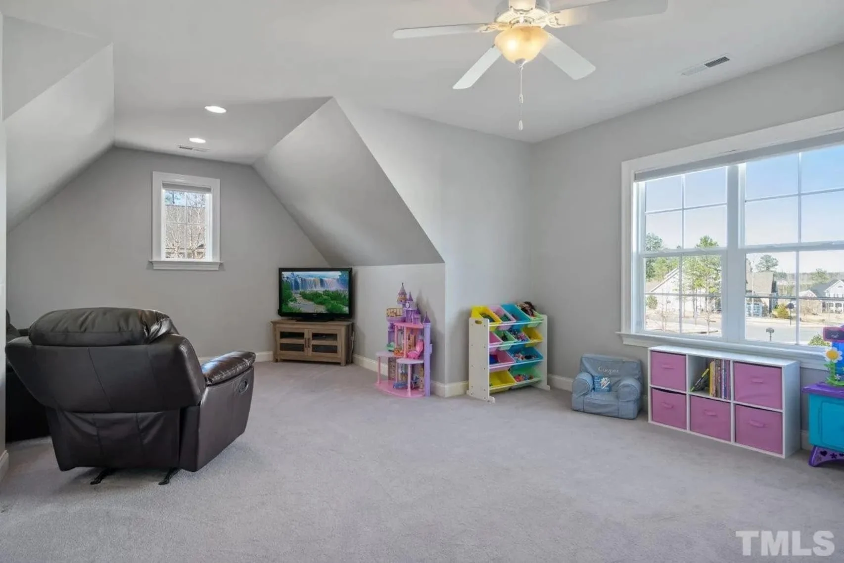 13-1456 HOUSE PLAN - 4-Bed, 5-Bath, 2869 SF Modern Craftsman House Plan 5 Modern Craftsman house Plan with 3 Floors and Unique Designs