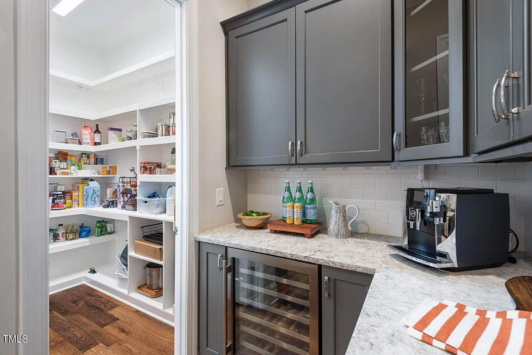 19-1097 HOUSE PLAN - Elegant House Floor Plan: CAD Blueprint with Modern Designs 45 Elegant house Floor Plan: CAD Blueprint with Modern Designs