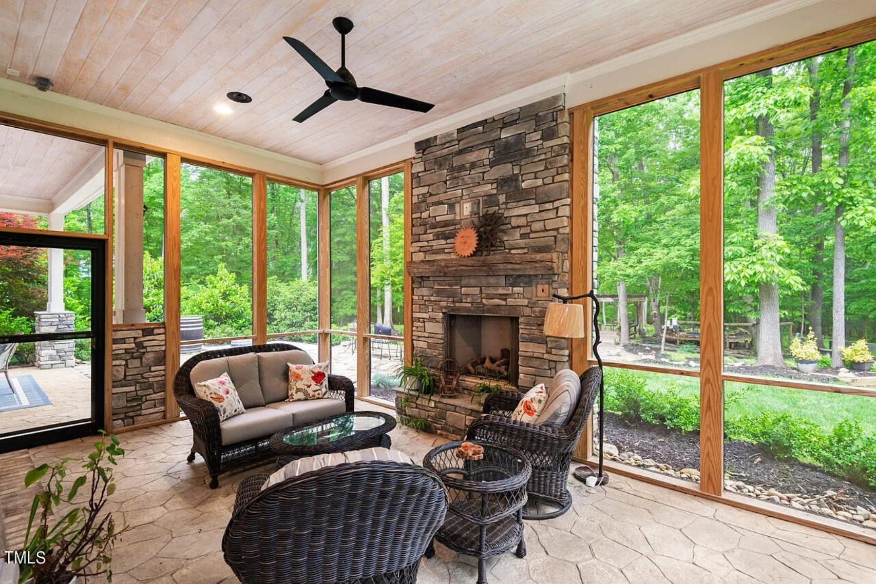 19-1097 HOUSE PLAN - Elegant House Floor Plan: CAD Blueprint with Modern Designs 41 Elegant house Floor Plan: CAD Blueprint with Modern Designs