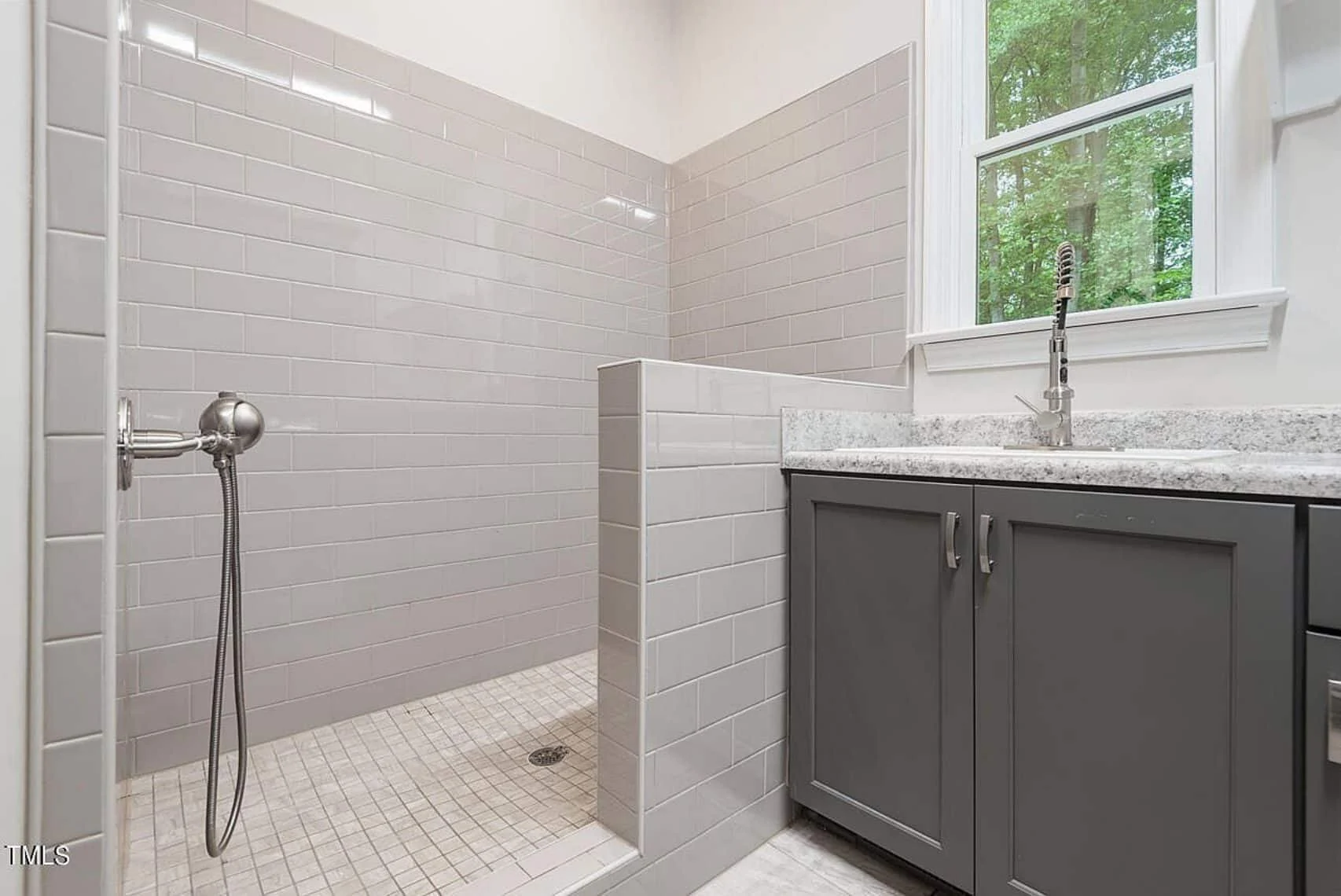 19-1097 HOUSE PLAN - Elegant House Floor Plan: CAD Blueprint with Modern Designs 32 Elegant house Floor Plan: CAD Blueprint with Modern Designs