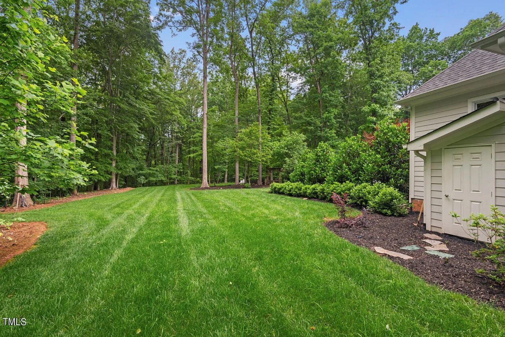 19-1097 HOUSE PLAN - Elegant House Floor Plan: CAD Blueprint with Modern Designs 14 Elegant house Floor Plan: CAD Blueprint with Modern Designs