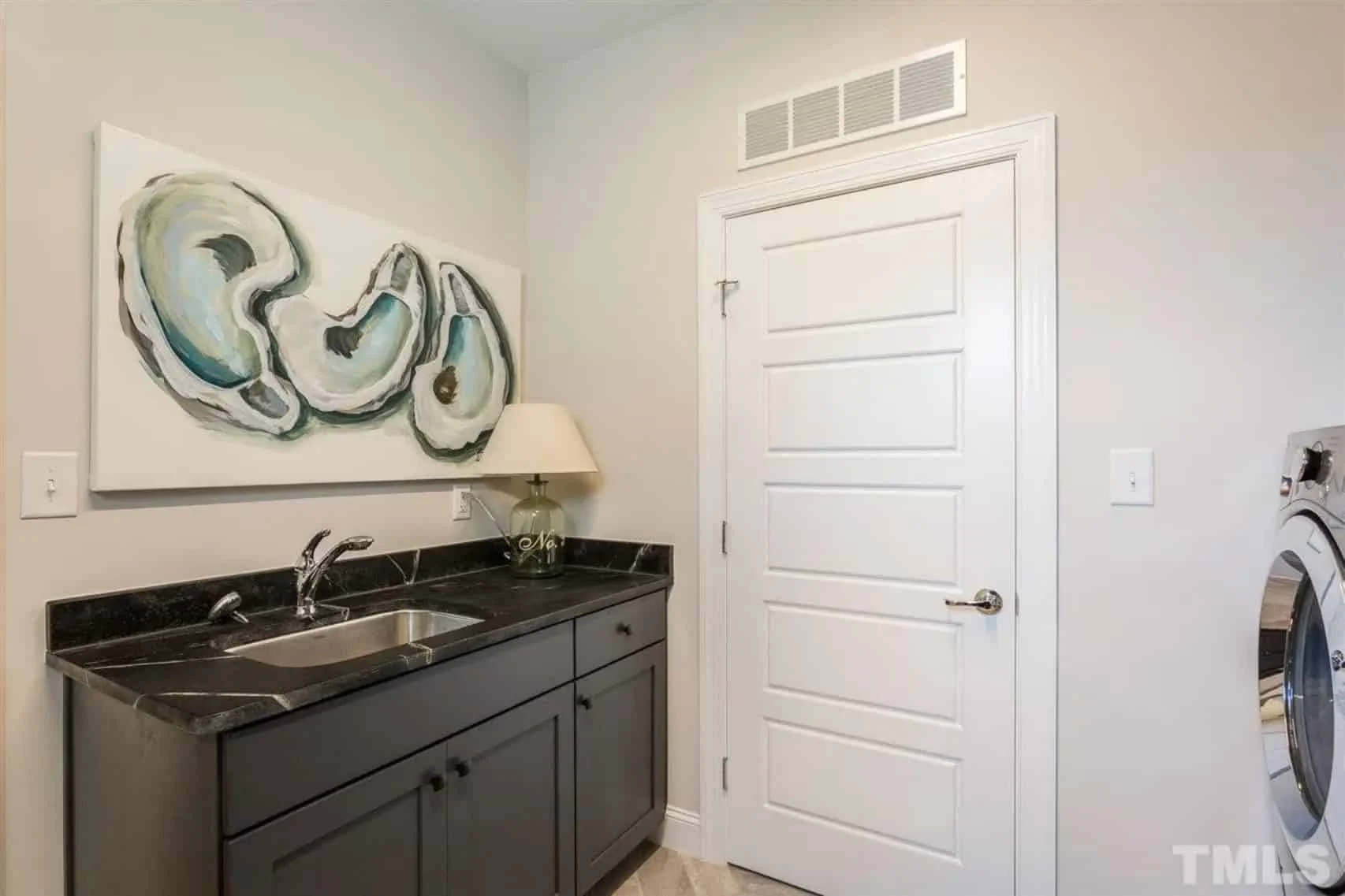 18-1636B HOUSE PLAN - Craftsman House Plan with 3 Floors, 5 Beds, and CAD Designs 26 Craftsman house Plan with 3 Floors, 5 Beds, and CAD Designs