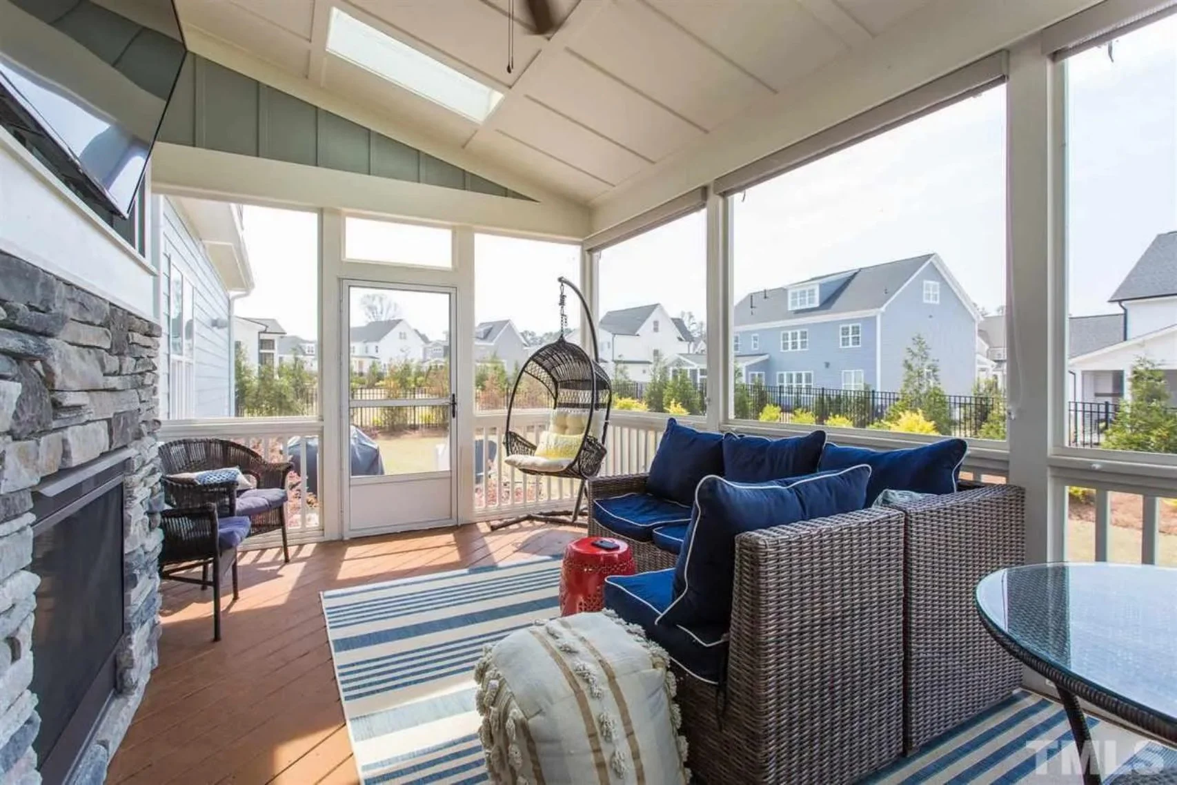 18-1636B HOUSE PLAN - Craftsman House Plan with 3 Floors, 5 Beds, and CAD Designs 21 Craftsman house Plan with 3 Floors, 5 Beds, and CAD Designs