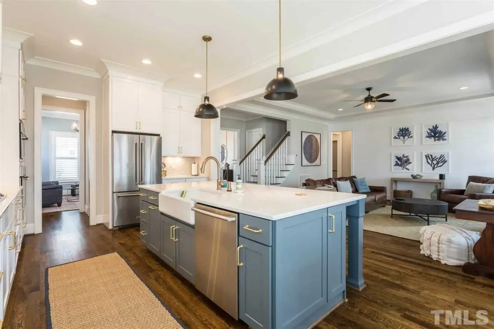 18-1636B HOUSE PLAN - Craftsman House Plan with 3 Floors, 5 Beds, and CAD Designs 19 Craftsman house Plan with 3 Floors, 5 Beds, and CAD Designs