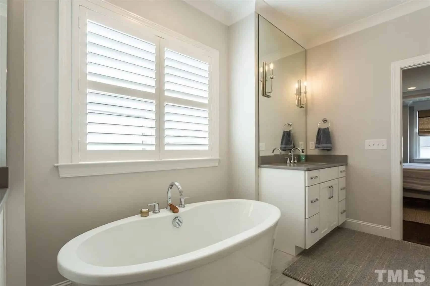 18-1636B HOUSE PLAN - Craftsman House Plan with 3 Floors, 5 Beds, and CAD Designs 11 Craftsman house Plan with 3 Floors, 5 Beds, and CAD Designs