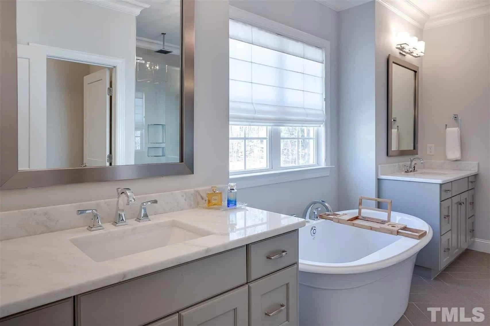 17-1474 HOUSE PLAN - Beautiful 2-Story House Floor Plan with 5 Bedrooms and CAD Designs 19 Beautiful 2-Story house Floor Plan with 5 Bedrooms and CAD Designs