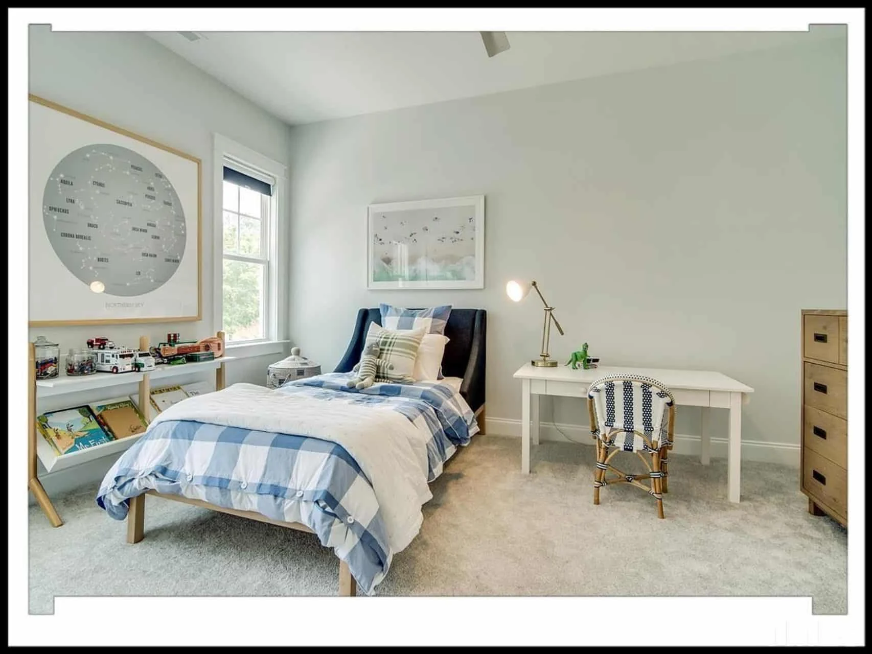 17-1060 HOUSE PLAN - Traditional House Plan with 2.5 Stories, 4 Beds, and CAD Blueprint 22 Traditional house Plan with 2.5 Stories, 4 Beds, and CAD Blueprint