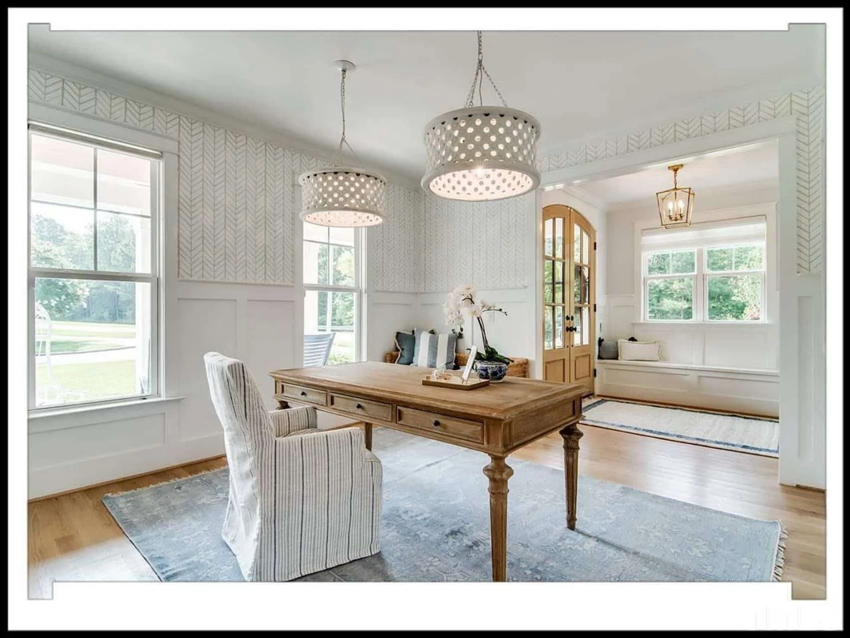 17-1060 HOUSE PLAN - Traditional House Plan with 2.5 Stories, 4 Beds, and CAD Blueprint 15 Traditional house Plan with 2.5 Stories, 4 Beds, and CAD Blueprint