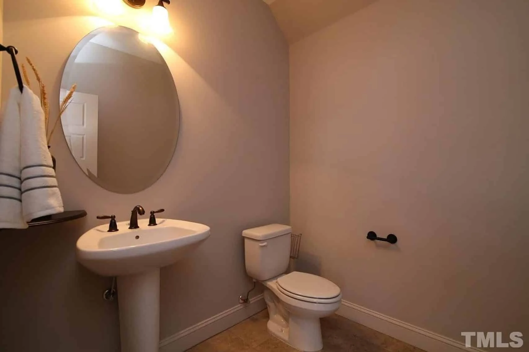 13-1343 HOUSE PLAN - Functional 5-Bedroom CAD House Plan With Bonus Features 16 Functional 5-Bedroom CAD house Plan With Bonus Features