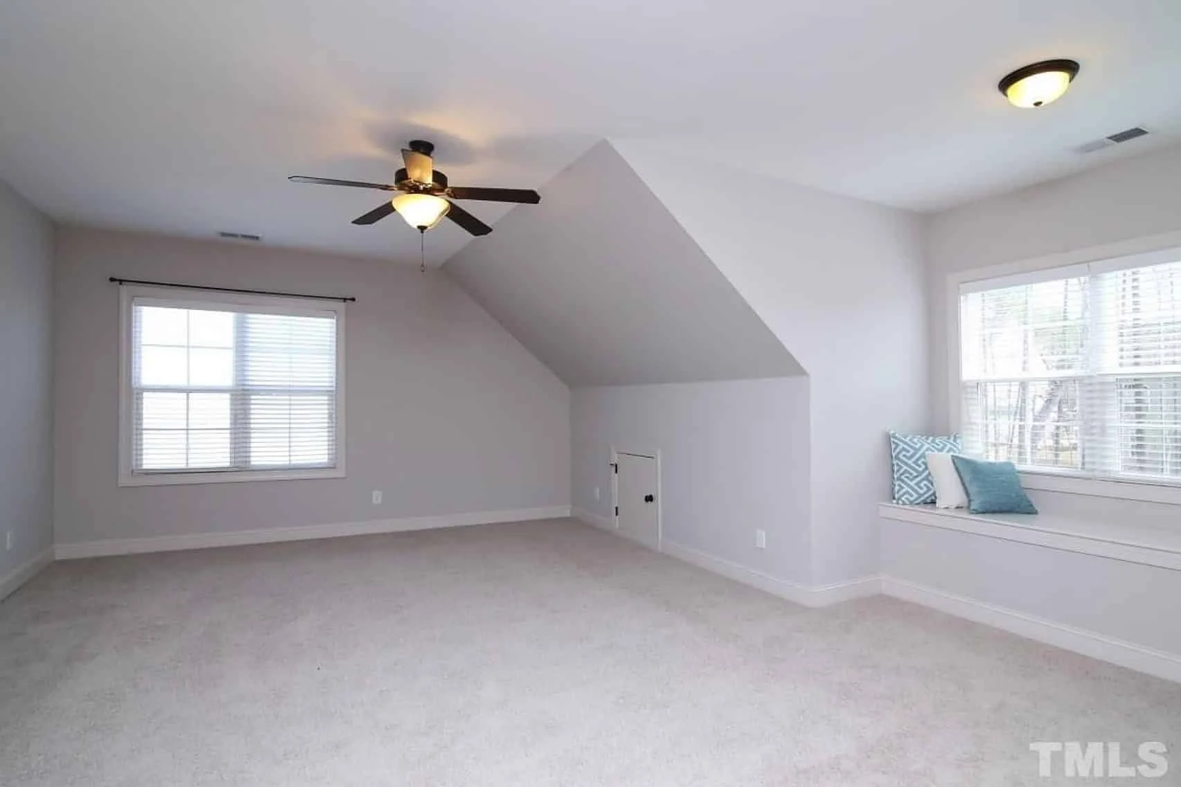 13-1343 HOUSE PLAN - Functional 5-Bedroom CAD House Plan With Bonus Features 17 Functional 5-Bedroom CAD house Plan With Bonus Features