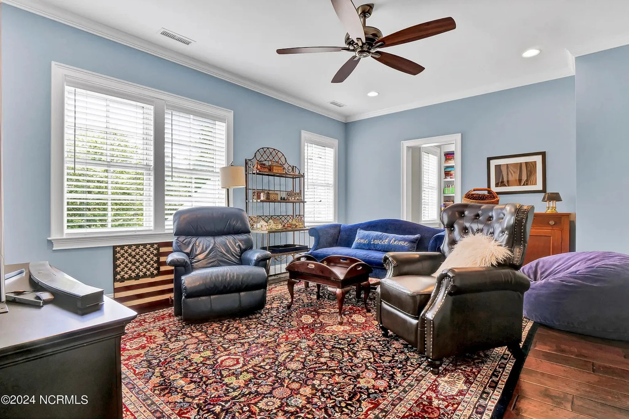 17-1739 HOUSE PLAN - 5-Bedroom Classical House Plan – Spacious 2-Story Home with Garage & Open Concept 59 Elegant 5-Bedroom house Floor Plan with 2 Stories and Garage