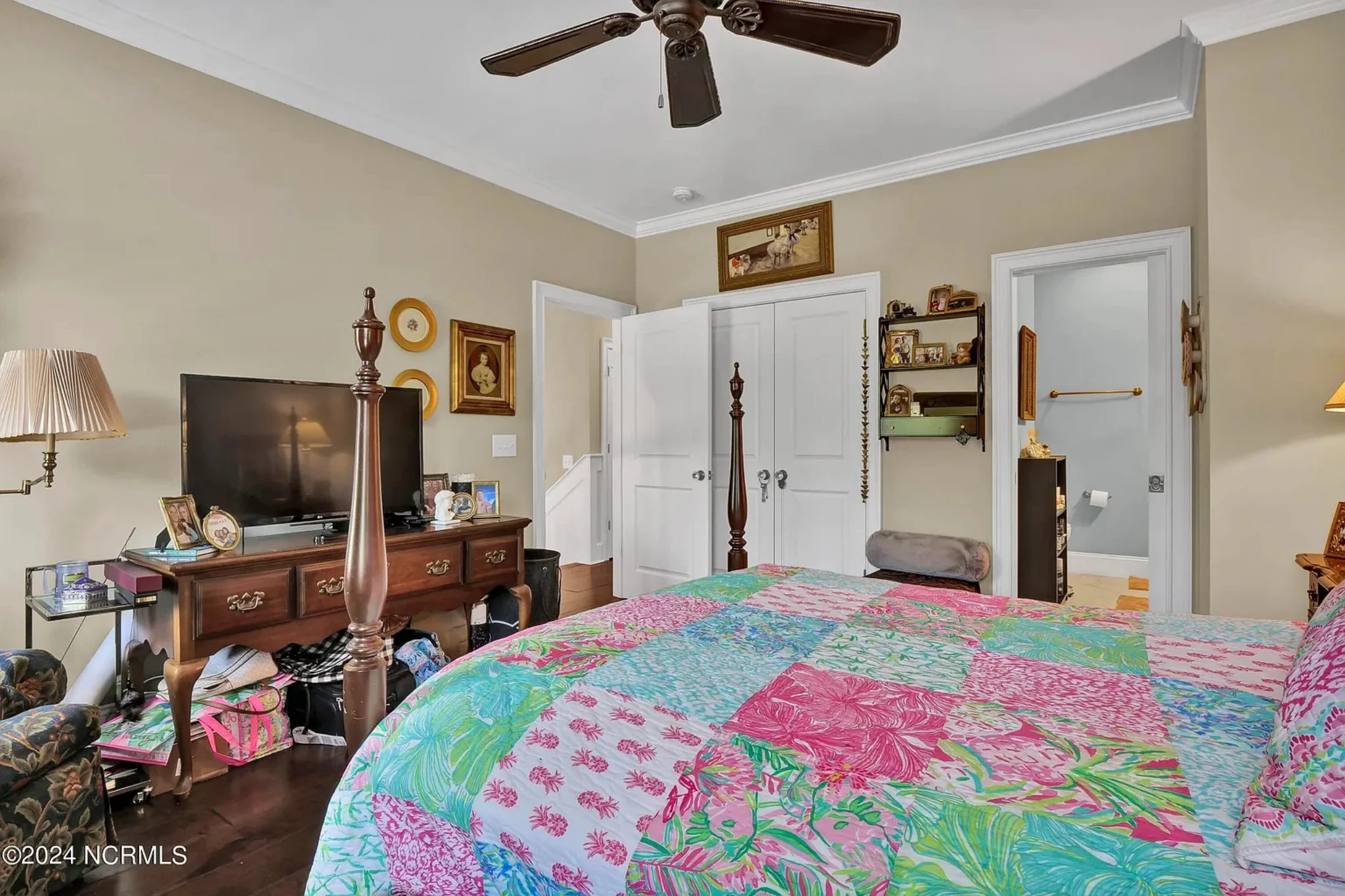 17-1739 HOUSE PLAN - 5-Bedroom Classical House Plan – Spacious 2-Story Home with Garage & Open Concept 55 Elegant 5-Bedroom house Floor Plan with 2 Stories and Garage