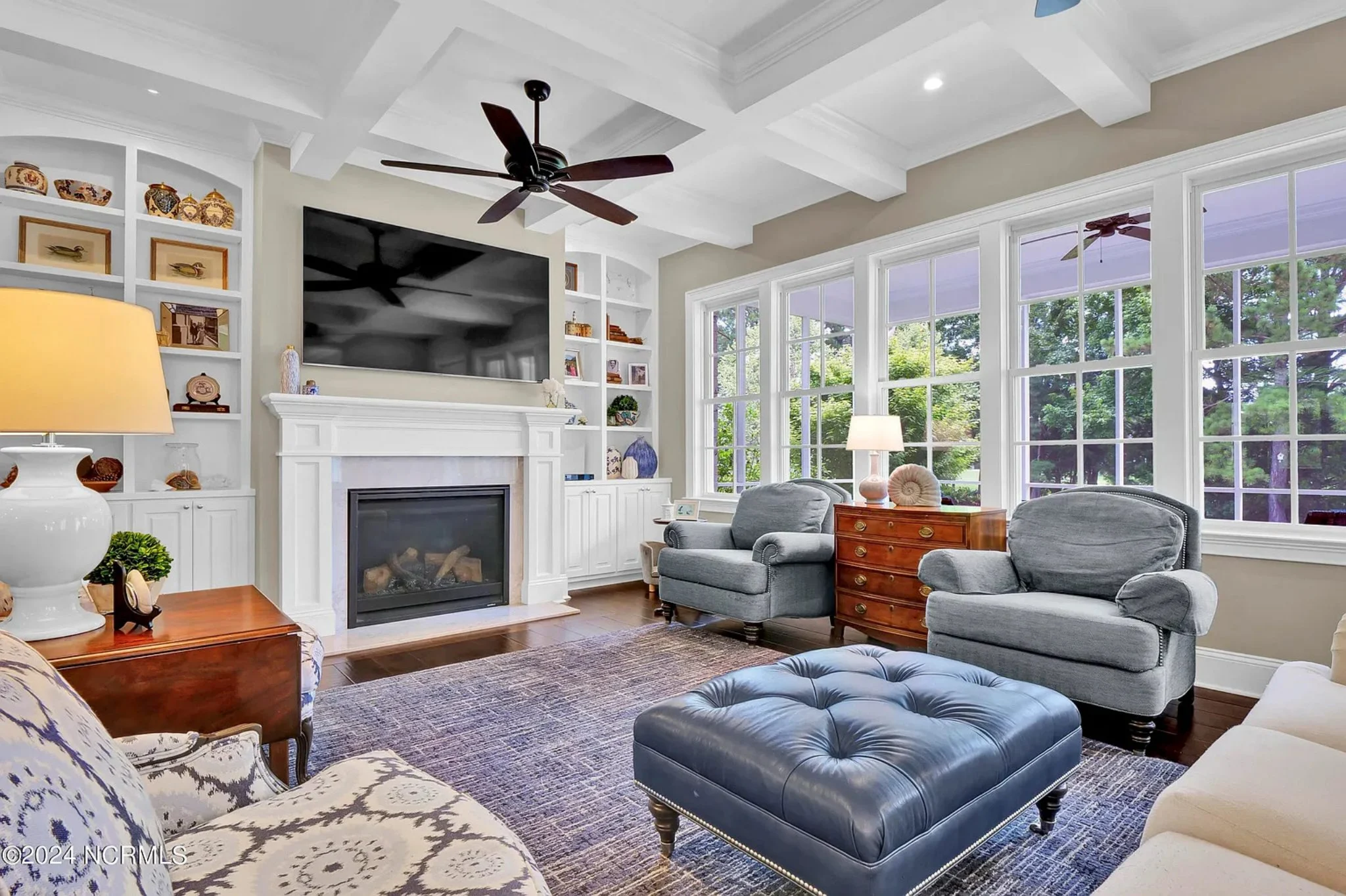 17-1739 HOUSE PLAN - 5-Bedroom Classical House Plan – Spacious 2-Story Home with Garage & Open Concept 35 Elegant 5-Bedroom house Floor Plan with 2 Stories and Garage