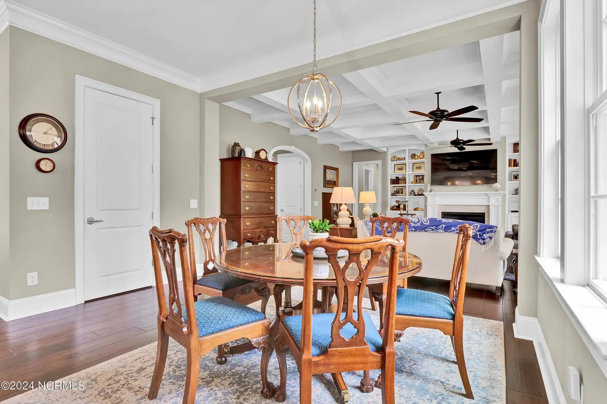 17-1739 HOUSE PLAN - 5-Bedroom Classical House Plan – Spacious 2-Story Home with Garage & Open Concept 28 Elegant 5-Bedroom house Floor Plan with 2 Stories and Garage