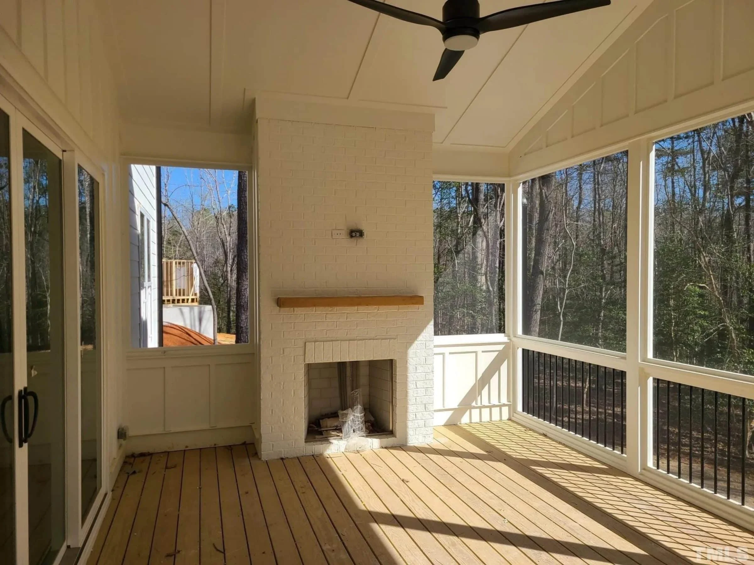 20-1846F HOUSE PLAN - Spacious Farmhouse House Plan with Detailed Floor Blueprint 21 Spacious Farmhouse house Plan with Detailed Floor Blueprint