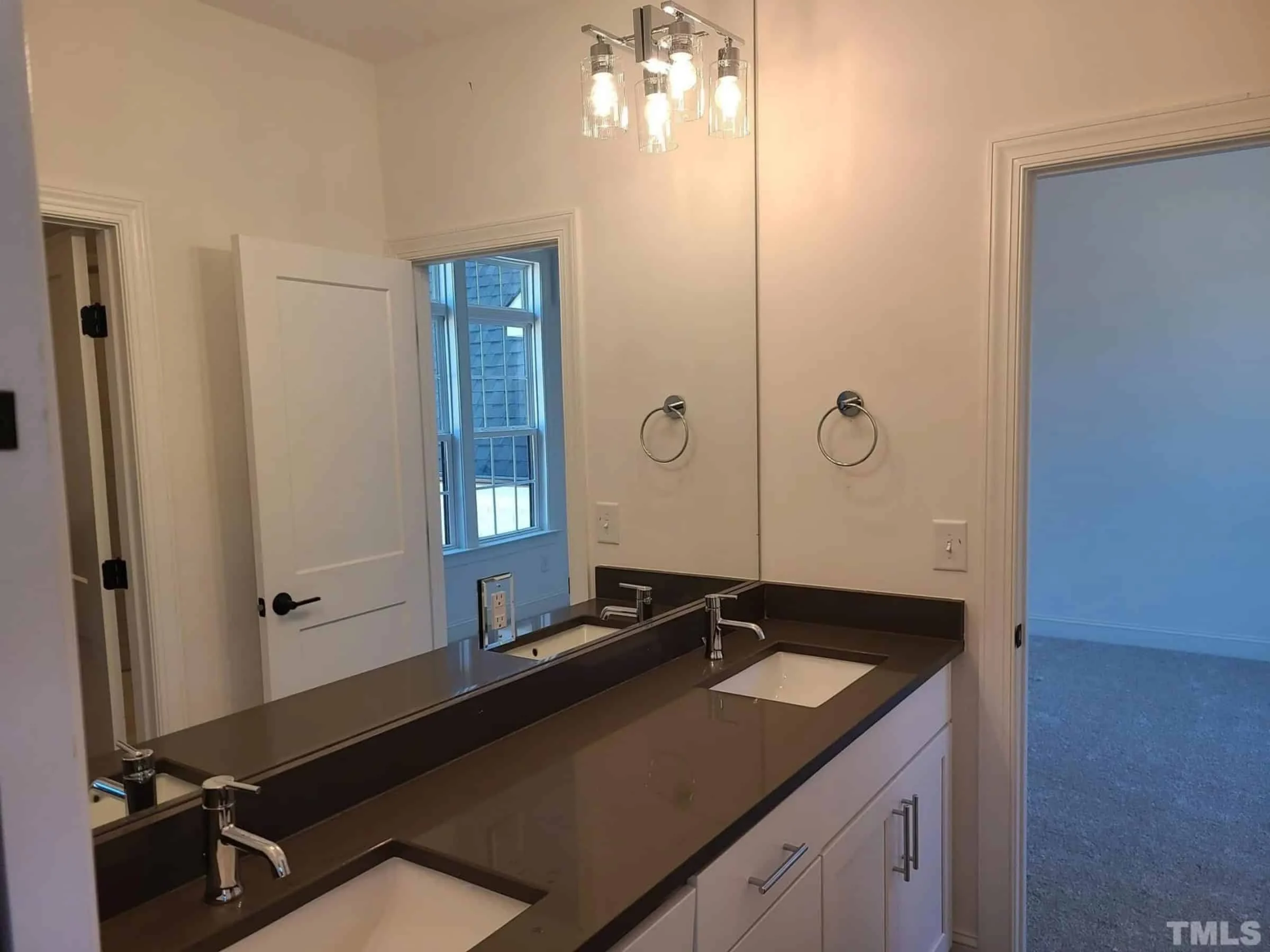 20-1846F HOUSE PLAN - Spacious Farmhouse House Plan with Detailed Floor Blueprint 12 Spacious Farmhouse house Plan with Detailed Floor Blueprint