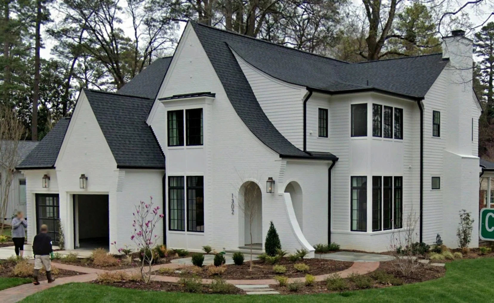 20-1450 HOUSE PLAN - Modern Craftsman House Plan with 4 Bedrooms and Spacious Floor Designs 2 Modern Craftsman house Plan with 4 Bedrooms and Spacious Floor Designs