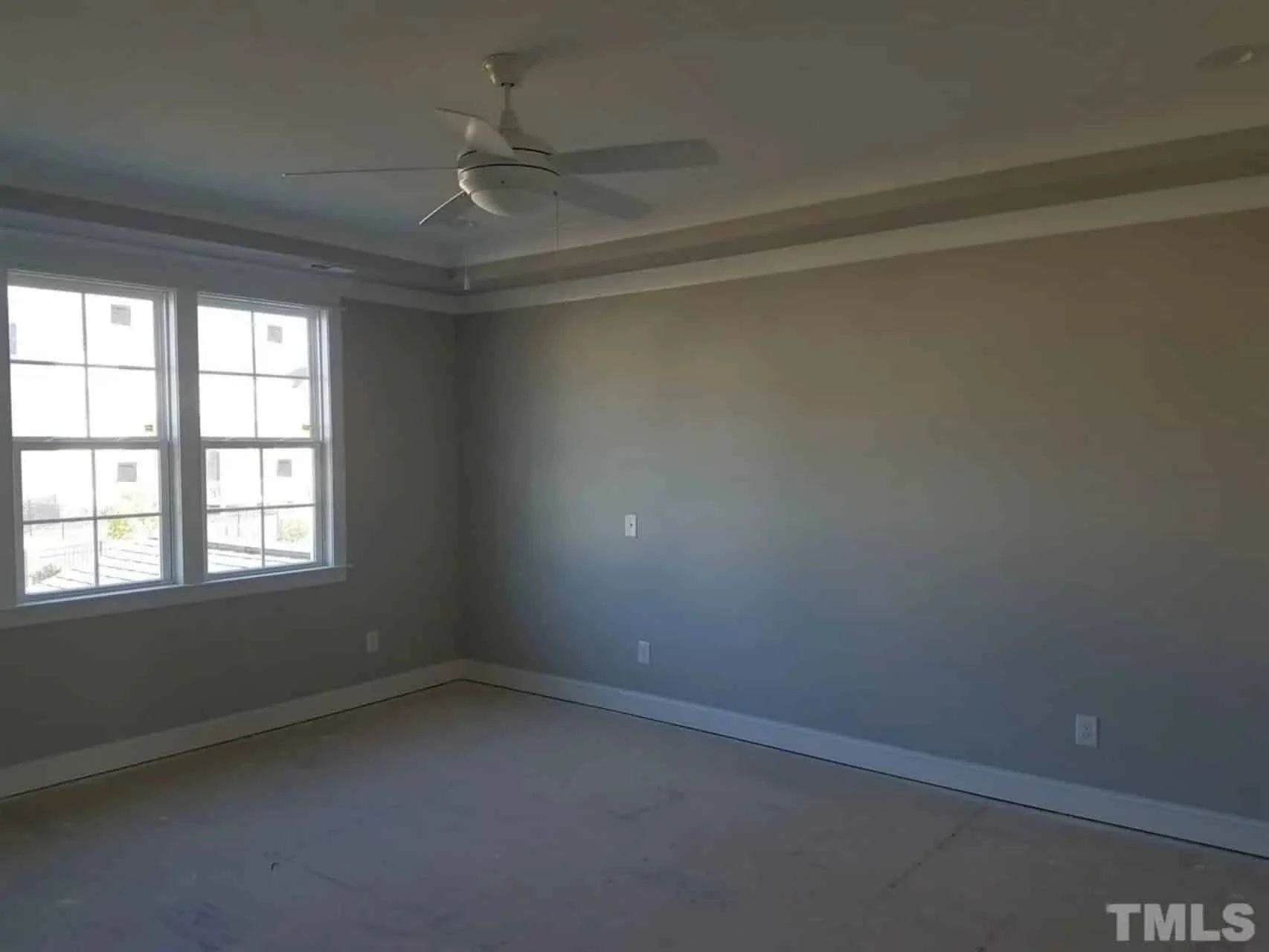 19-1190B HOUSE PLAN - Elegant 3-Story House Plan with CAD Floor Designs & Blueprint 23 Elegant 3-Story house Plan with CAD Floor Designs & Blueprint