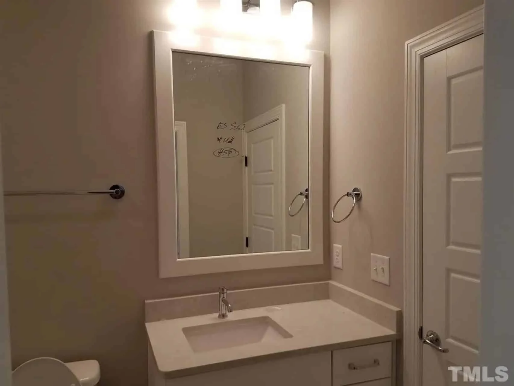 19-1190B HOUSE PLAN - Elegant 3-Story House Plan with CAD Floor Designs & Blueprint 20 Elegant 3-Story house Plan with CAD Floor Designs & Blueprint