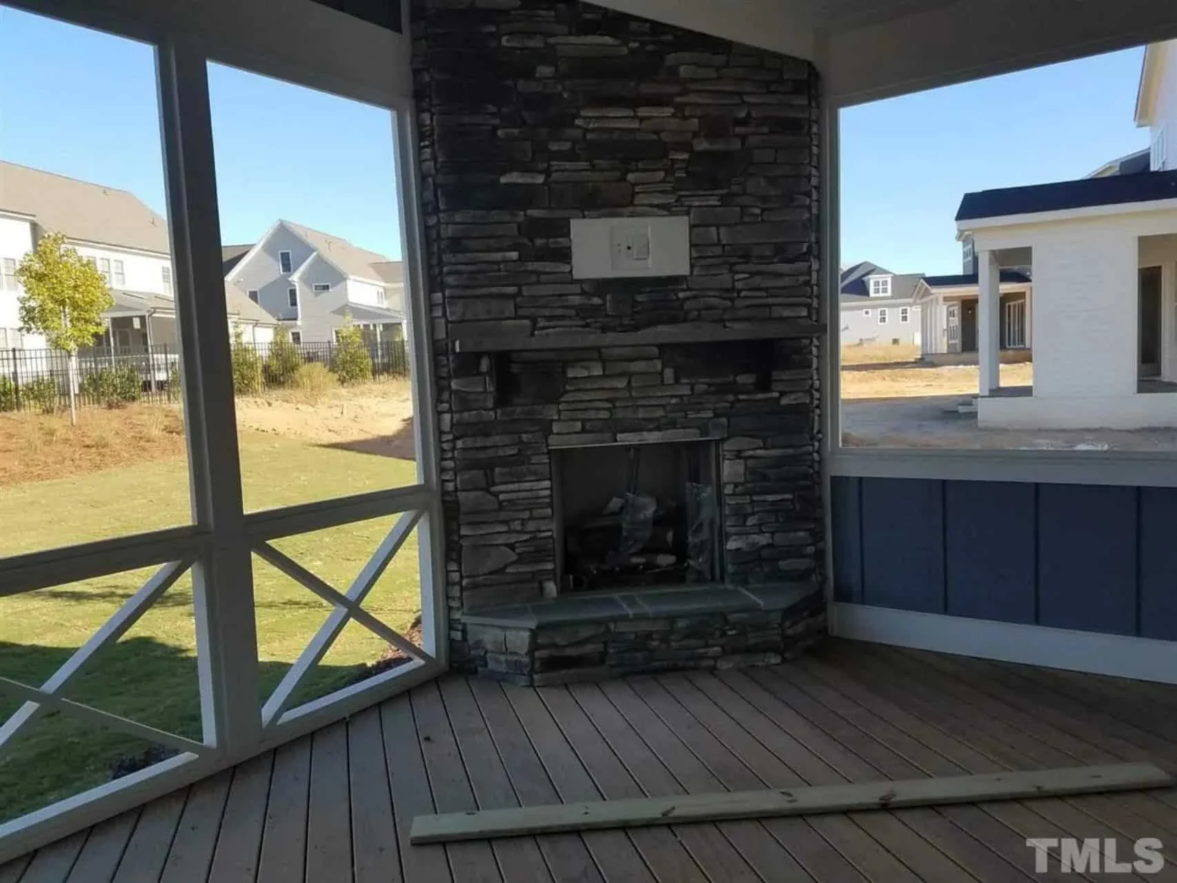 19-1190B HOUSE PLAN - Elegant 3-Story House Plan with CAD Floor Designs & Blueprint 17 Elegant 3-Story house Plan with CAD Floor Designs & Blueprint