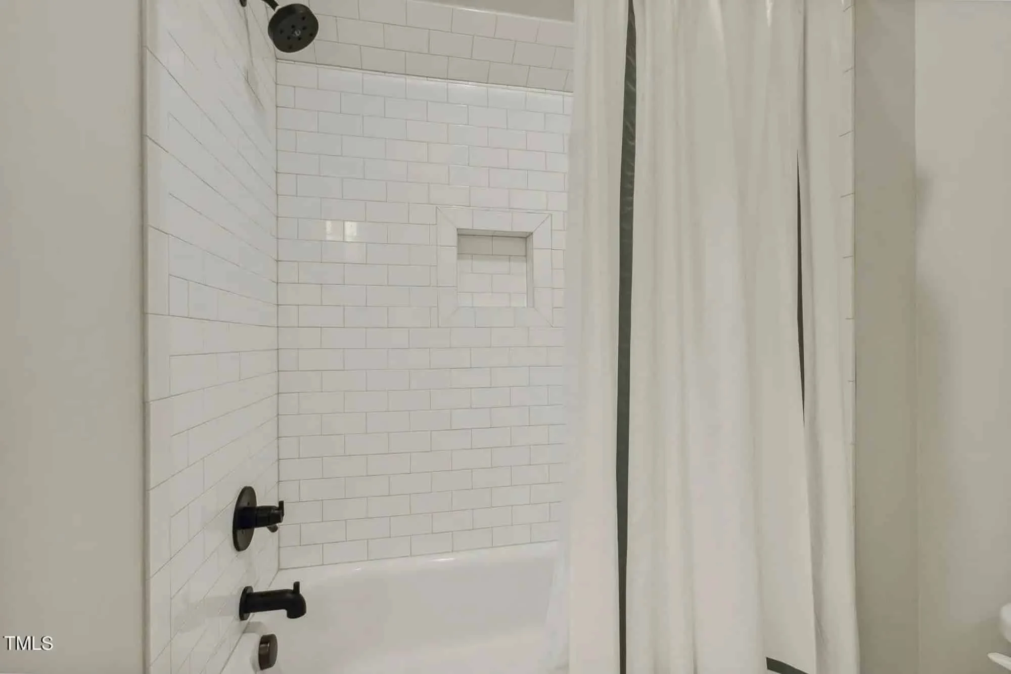 17-1780 HOUSE PLAN - Elegant Craftsman House Plan with Spacious Floor Designs 27 Elegant Craftsman house Plan with Spacious Floor Designs