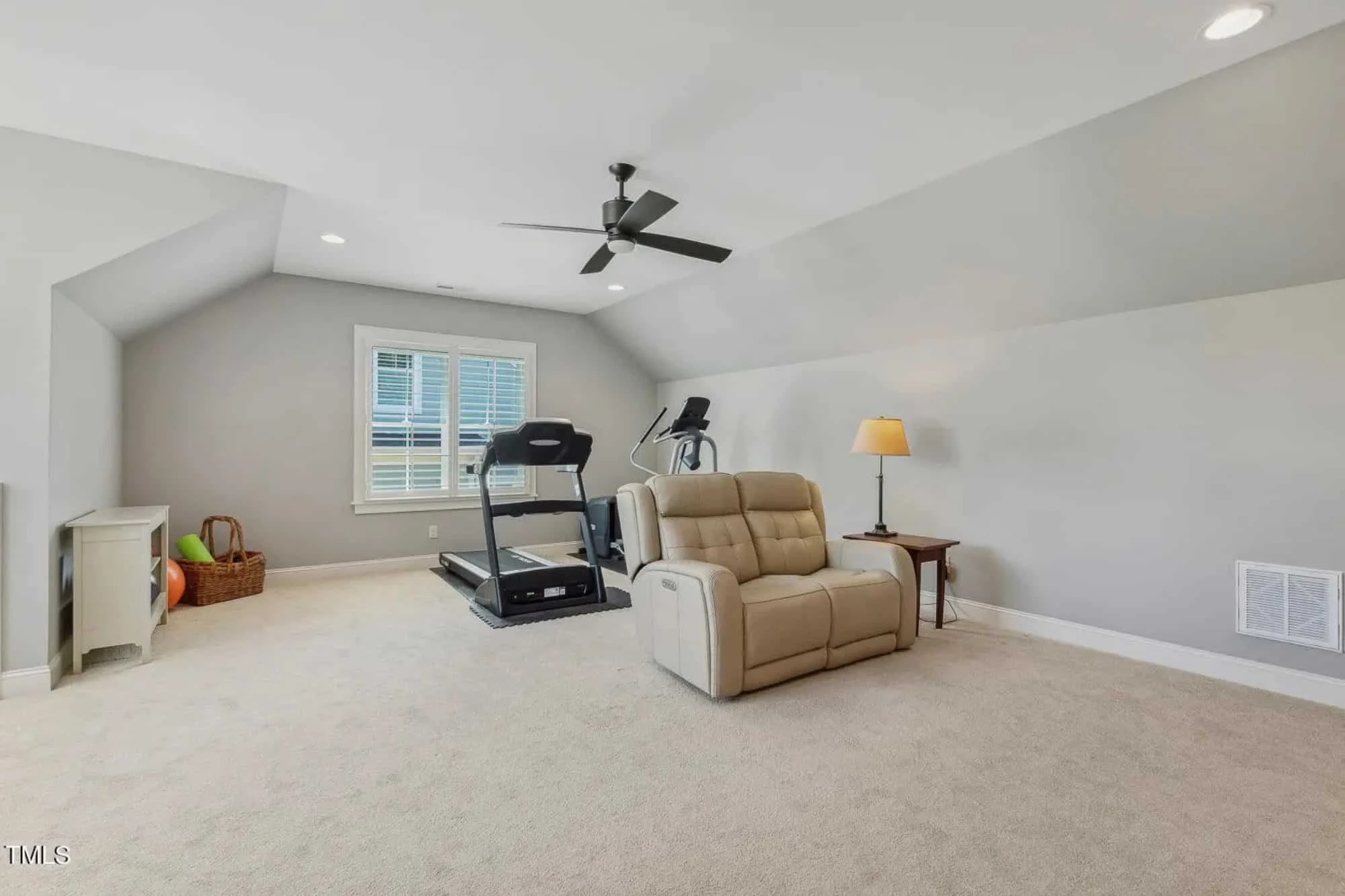 17-1780 HOUSE PLAN - Elegant Craftsman House Plan with Spacious Floor Designs 23 Elegant Craftsman house Plan with Spacious Floor Designs