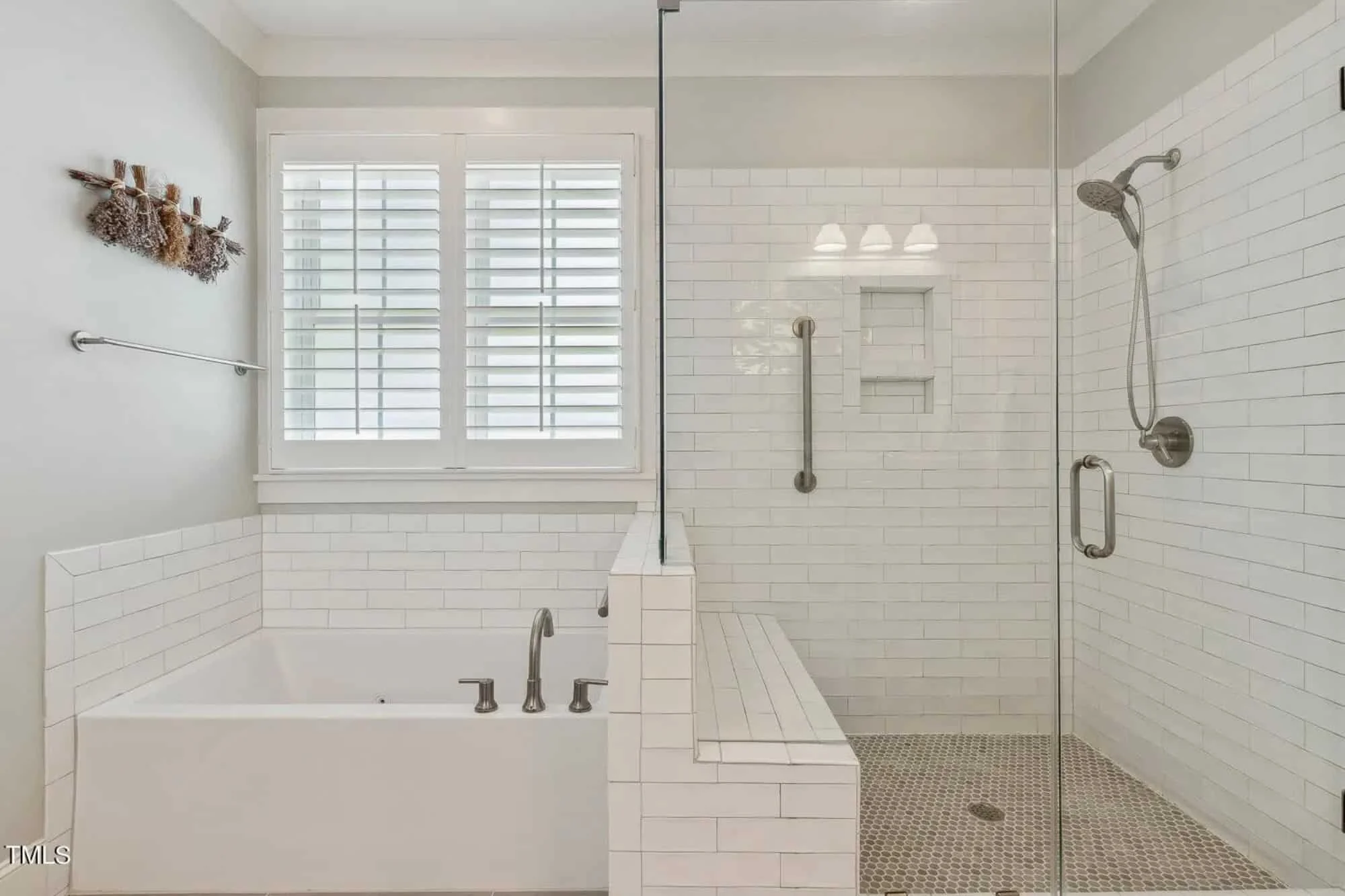 17-1780 HOUSE PLAN - Elegant Craftsman House Plan with Spacious Floor Designs 20 Elegant Craftsman house Plan with Spacious Floor Designs