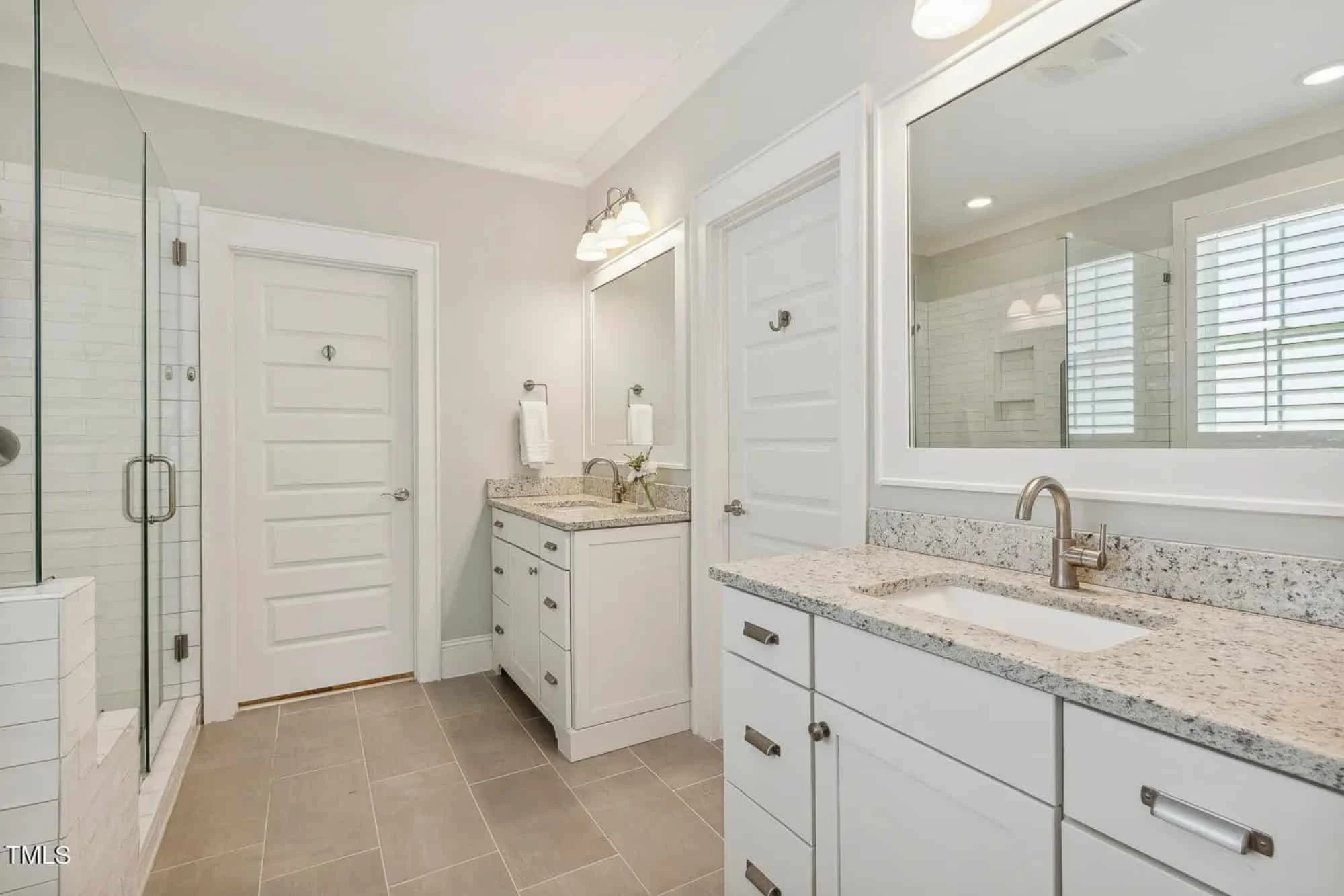 17-1780 HOUSE PLAN - Elegant Craftsman House Plan with Spacious Floor Designs 16 Elegant Craftsman house Plan with Spacious Floor Designs