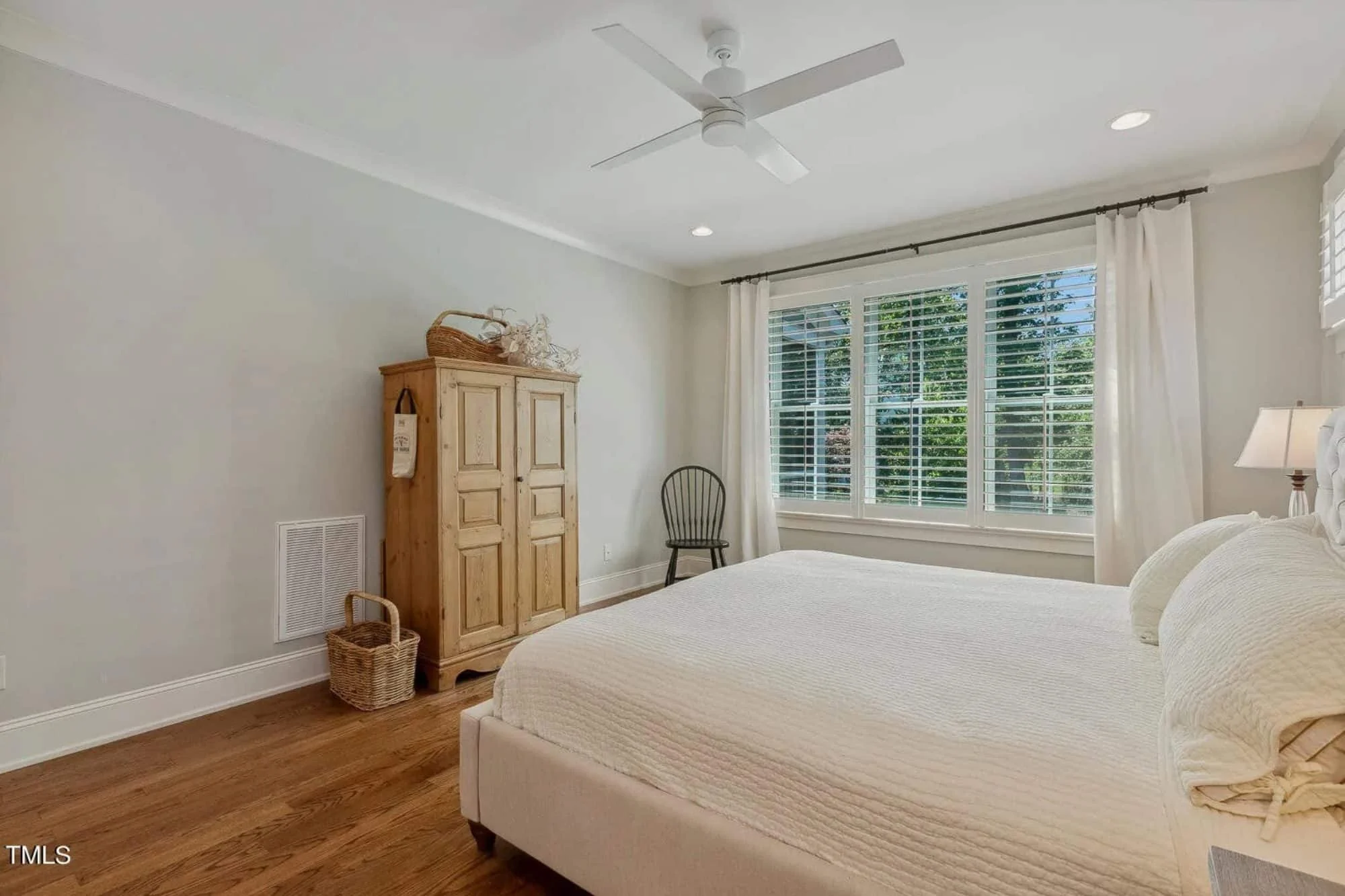 17-1780 HOUSE PLAN - Elegant Craftsman House Plan with Spacious Floor Designs 13 Elegant Craftsman house Plan with Spacious Floor Designs