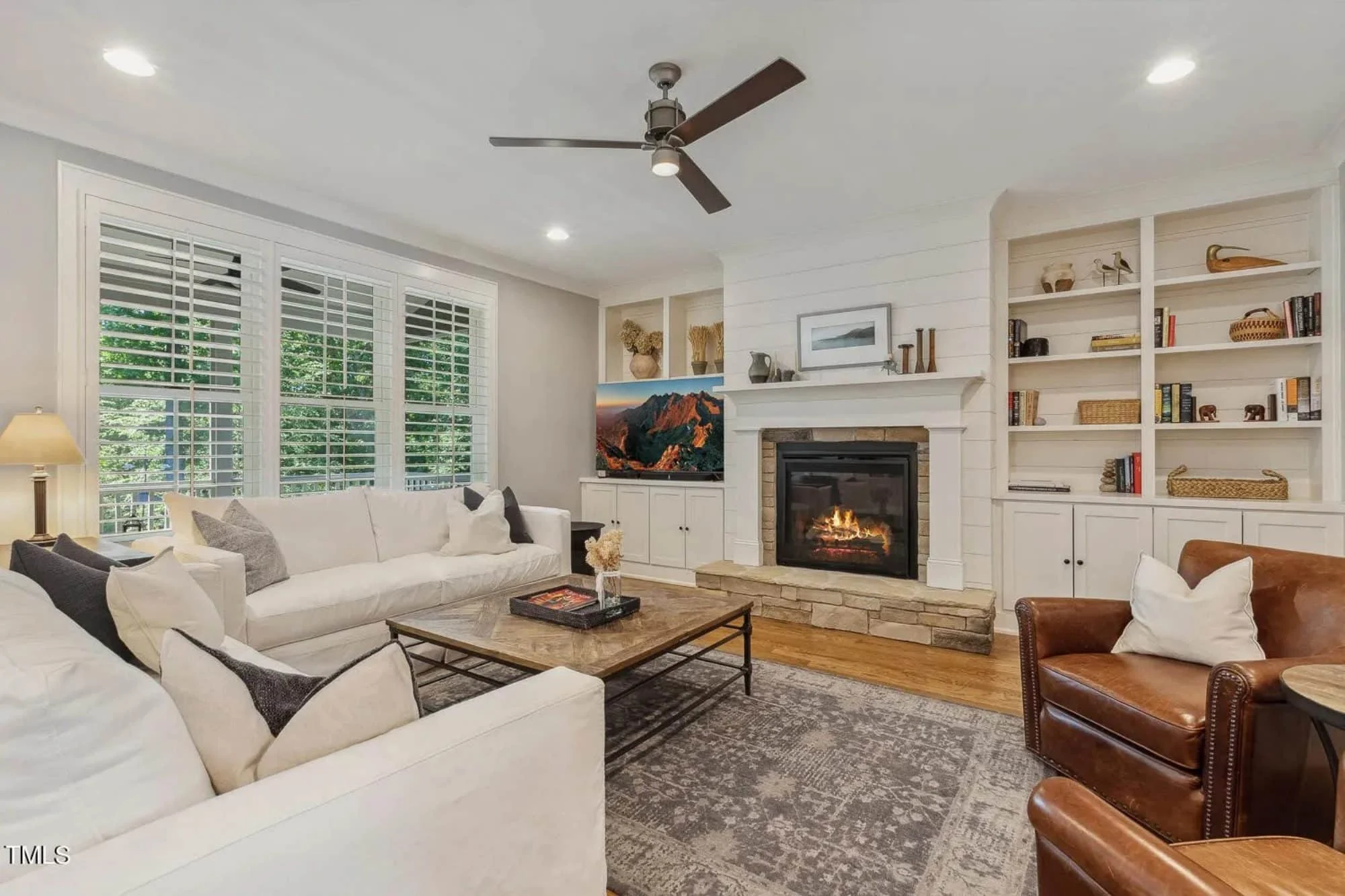 17-1780 HOUSE PLAN - Elegant Craftsman House Plan with Spacious Floor Designs 7 Elegant Craftsman house Plan with Spacious Floor Designs