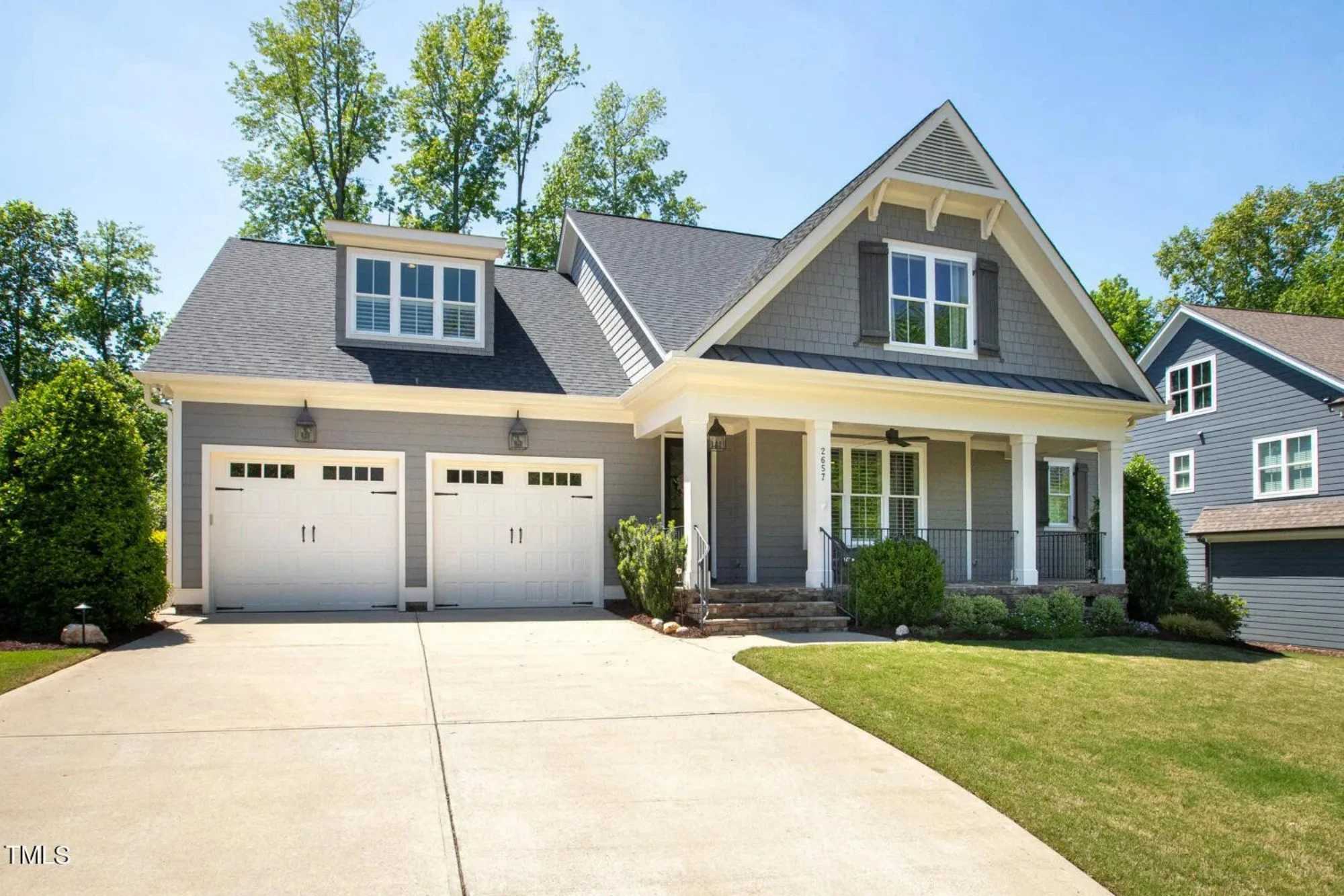 17-1780 HOUSE PLAN - Elegant Craftsman House Plan with Spacious Floor Designs 3 Elegant Craftsman house Plan with Spacious Floor Designs