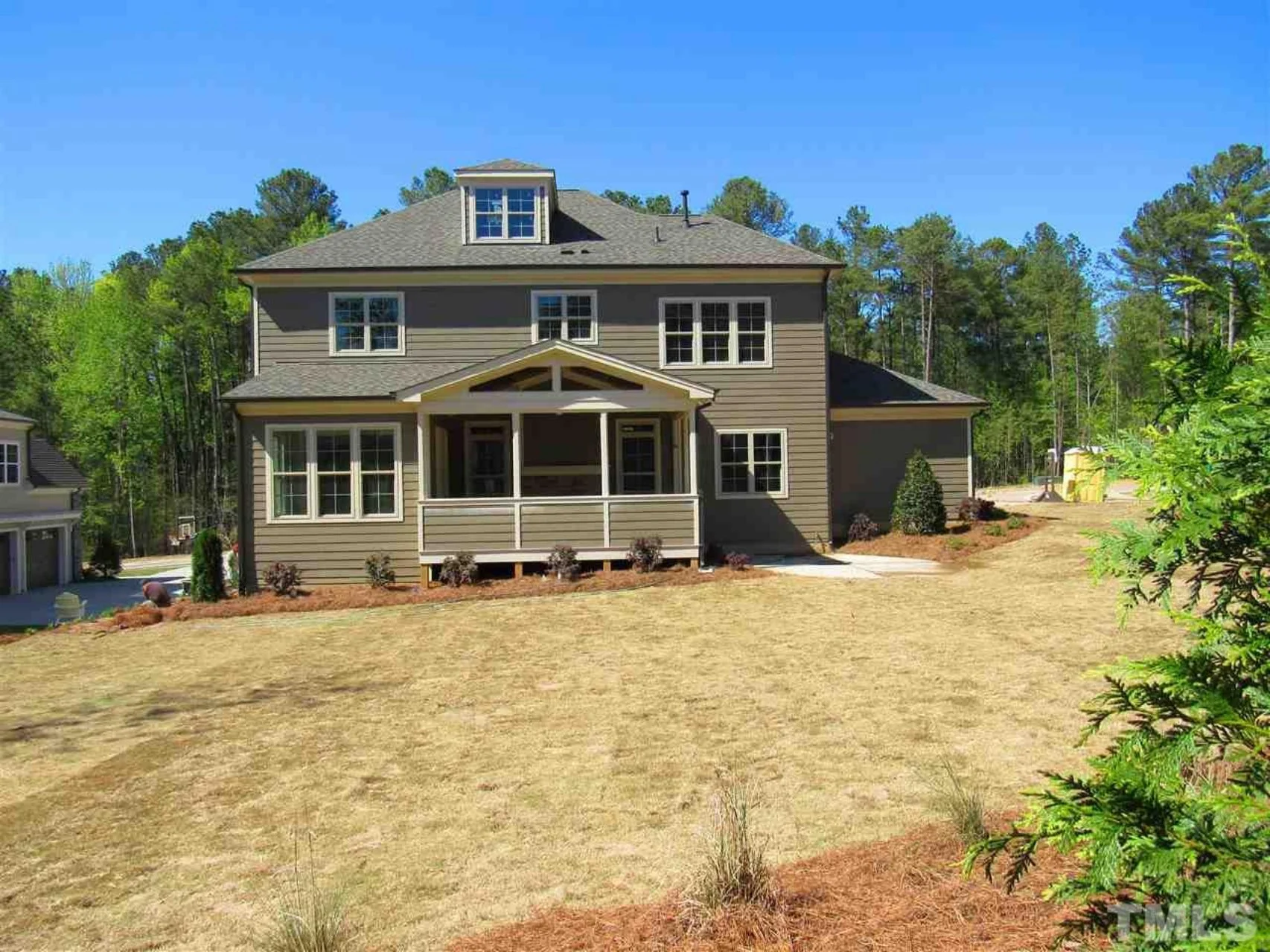 15-1529 HOUSE PLAN - Elegant House Floor Plan with CAD Designs and Architecture 4 Elegant house Floor Plan with CAD Designs and Architecture