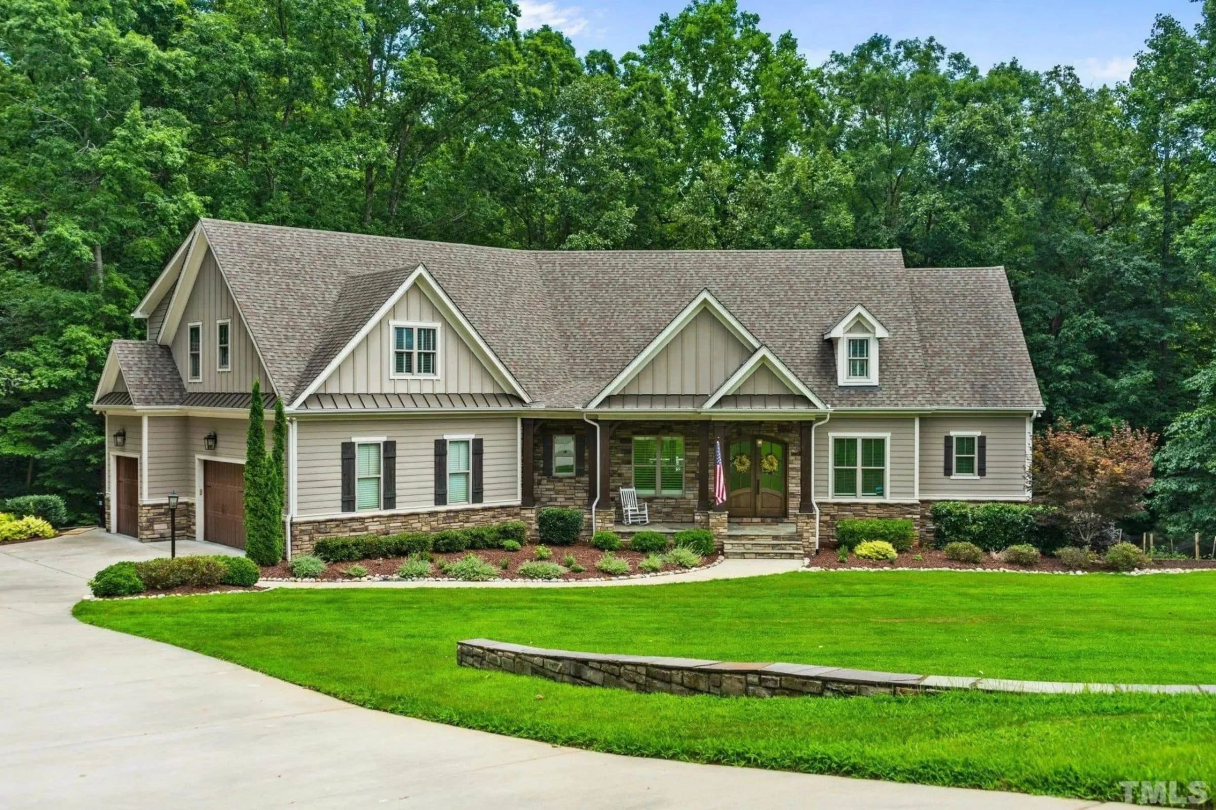 13-1934 HOUSE PLAN - Stunning Craftsman House Design with 3 Floors and CAD Plan 2 Stunning Craftsman house Design with 3 Floors and CAD Plan