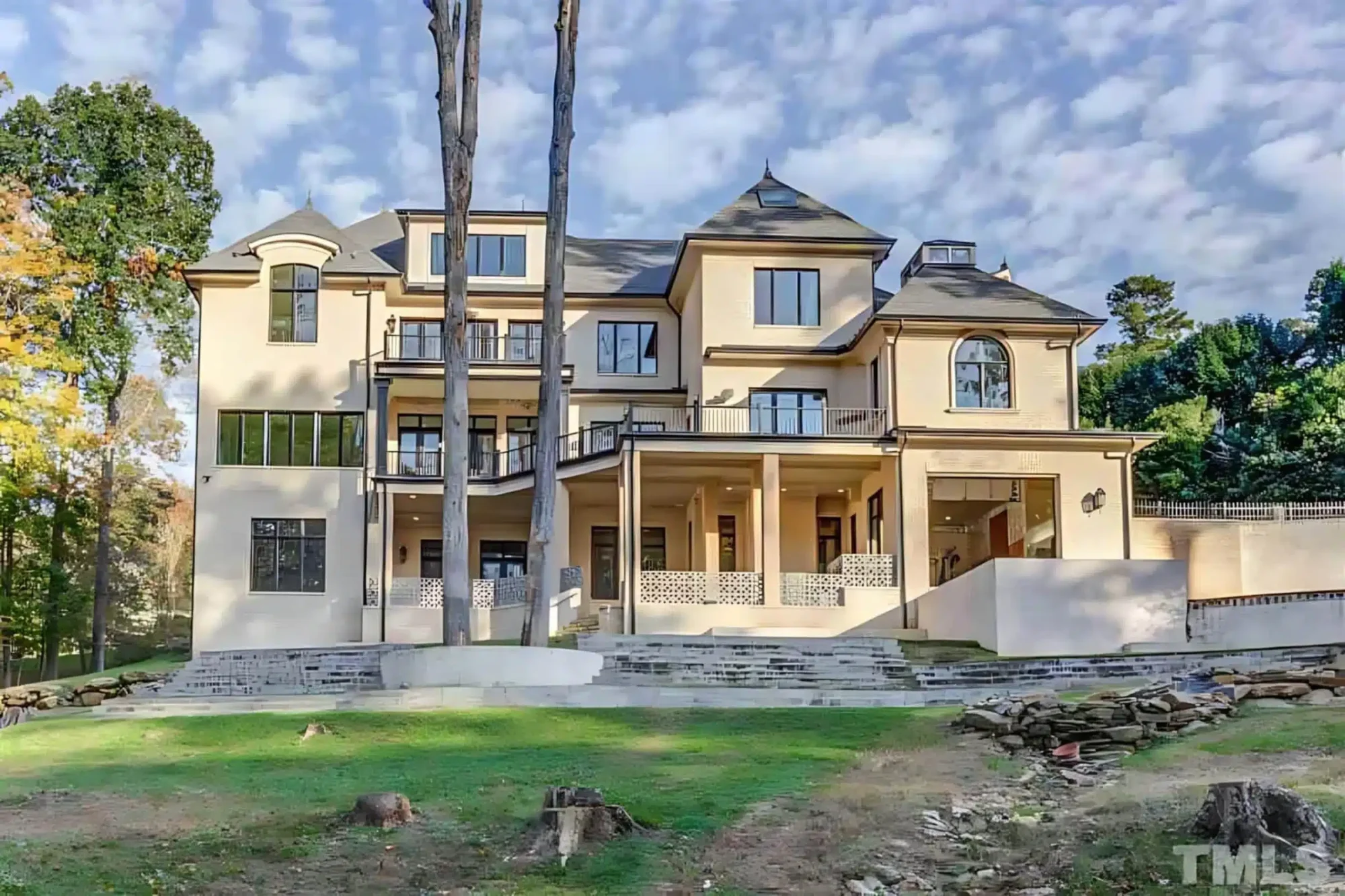 Luxury house Plan: 8043 Sq Ft, 4 Beds, 4 Baths, 3-Car Garage
