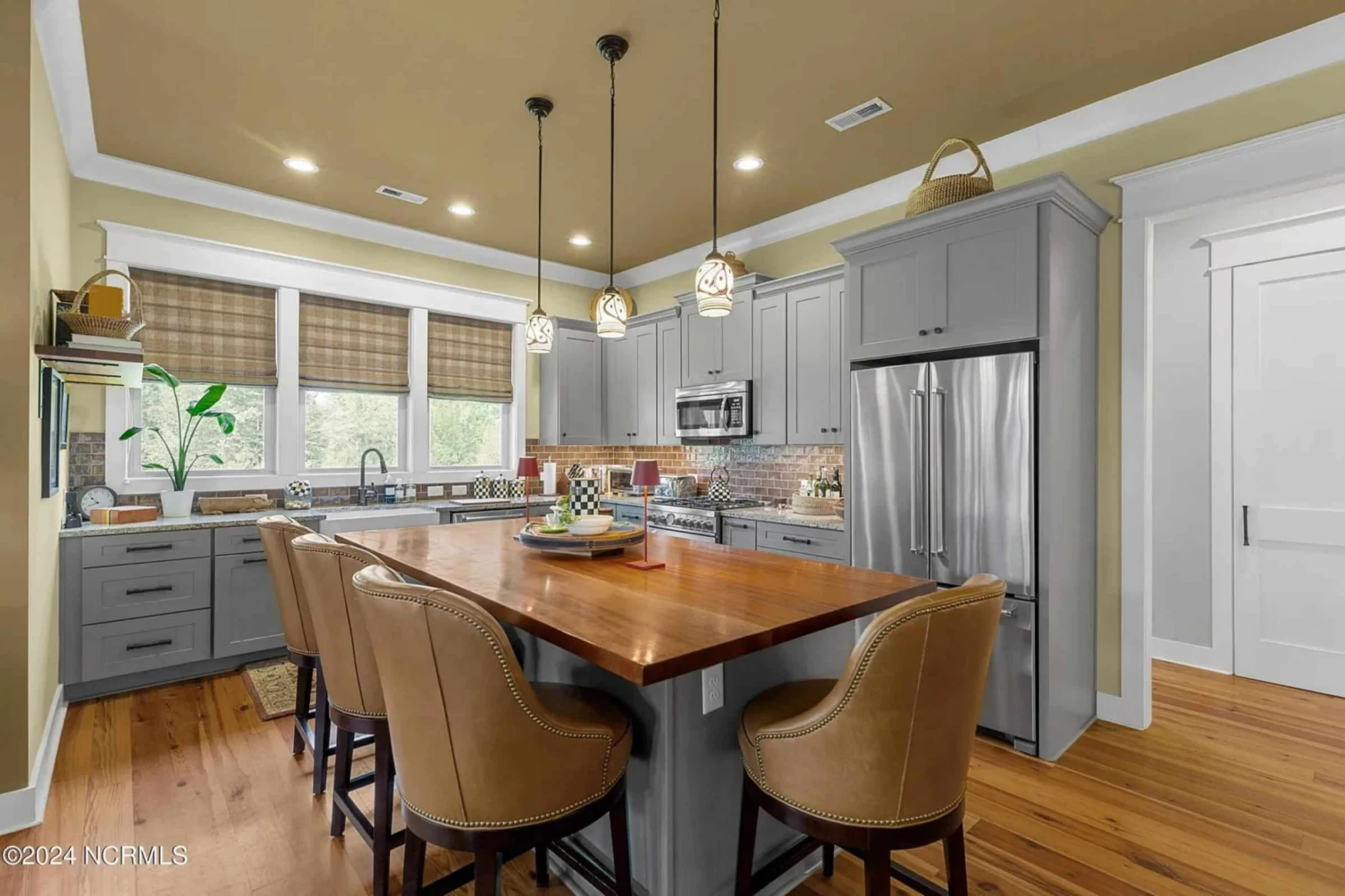 Coastal house Plan with CAD Designs and Spacious Floor Plan