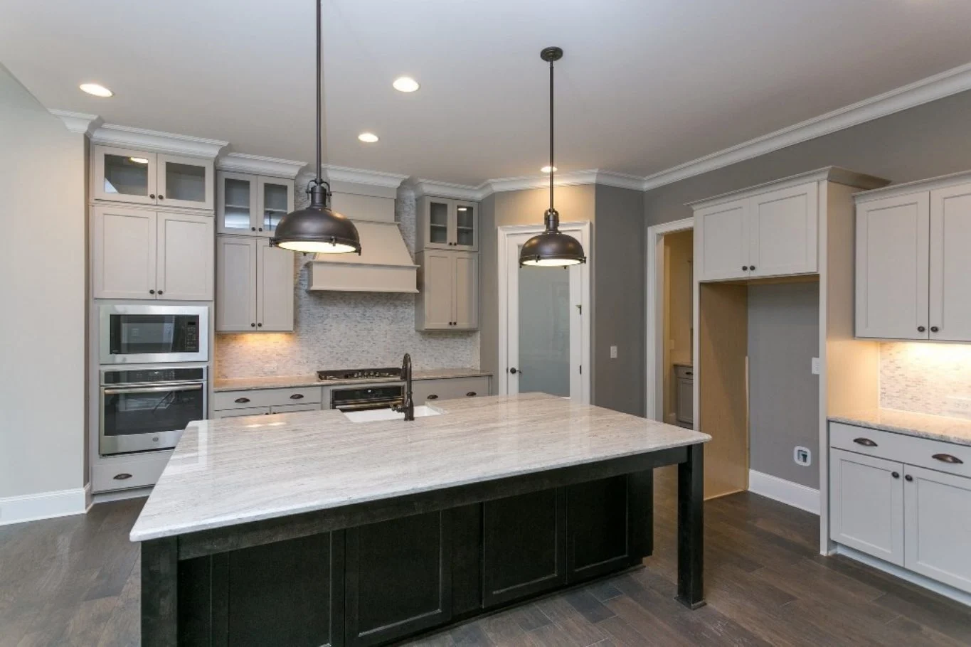 17-2066 HOUSE PLAN - Modern Craftsman House Plan with Detailed Blueprints & CAD Designs 21 Modern Craftsman house Plan with Detailed Blueprints & CAD Designs