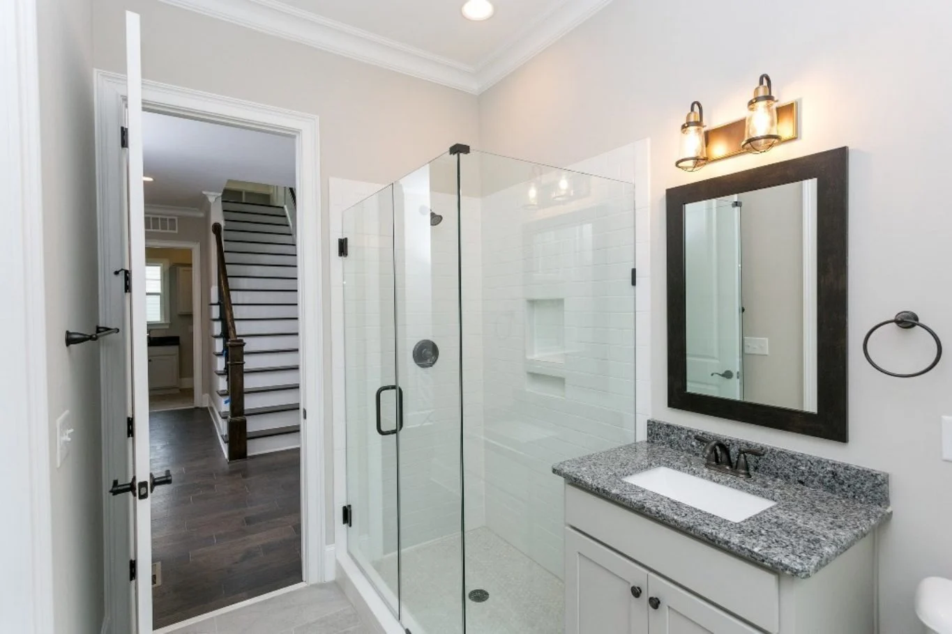 17-2066 HOUSE PLAN - Modern Craftsman House Plan with Detailed Blueprints & CAD Designs 12 Modern Craftsman house Plan with Detailed Blueprints & CAD Designs