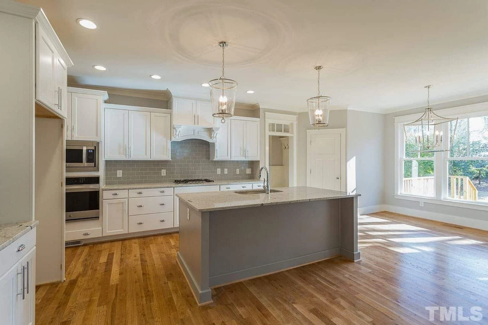 17-1191 HOUSE PLAN - Modern House Blueprint: Spacious Floor Plan & Architectural Designs 11 Modern house Blueprint: Spacious Floor Plan & Architectural Designs