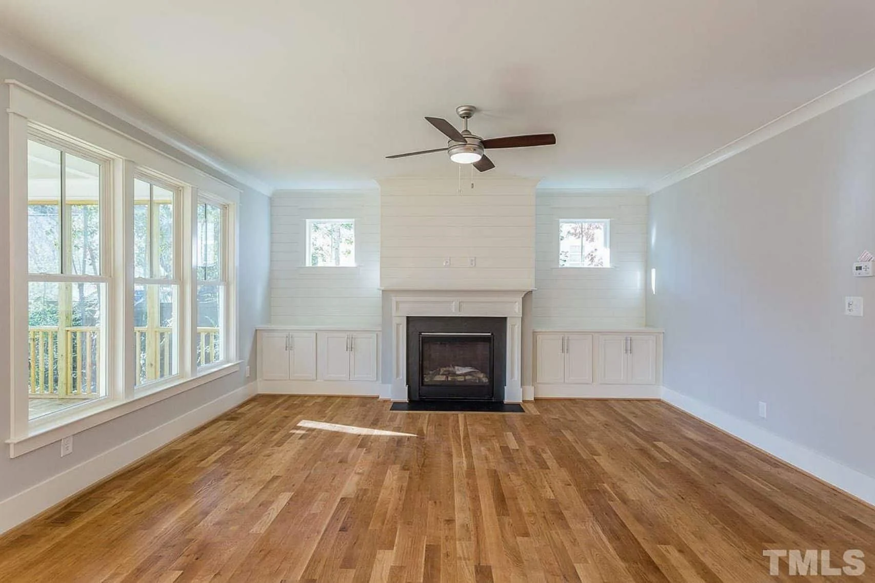 17-1191 HOUSE PLAN - Modern House Blueprint: Spacious Floor Plan & Architectural Designs 8 Modern house Blueprint: Spacious Floor Plan & Architectural Designs