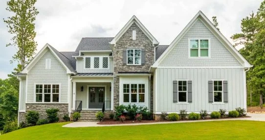 16-1246 HOUSE PLAN - Beautiful 2-Story House Blueprint with 5 Bedrooms & 3-Car Garage 3 Beautiful 2-Story house Blueprint with 5 Bedrooms & 3-Car Garage