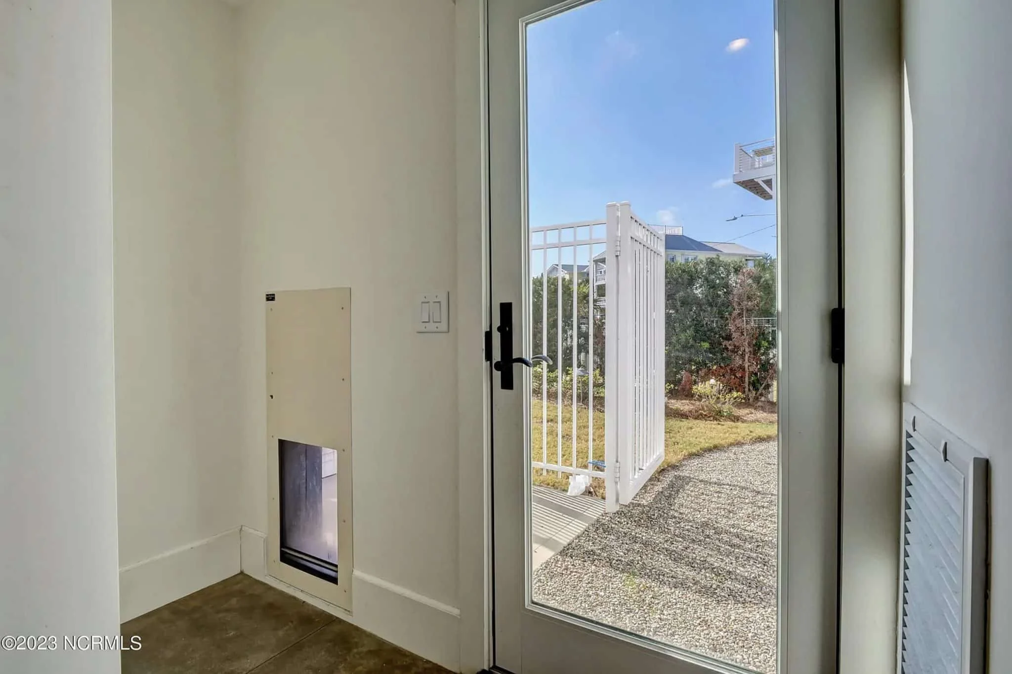 15-1665 HOUSE PLAN - Modern Beach House Blueprint with 3 Floors & Coastal Designs 49 Modern Beach House Blueprint with 3 Floors & Coastal Designs