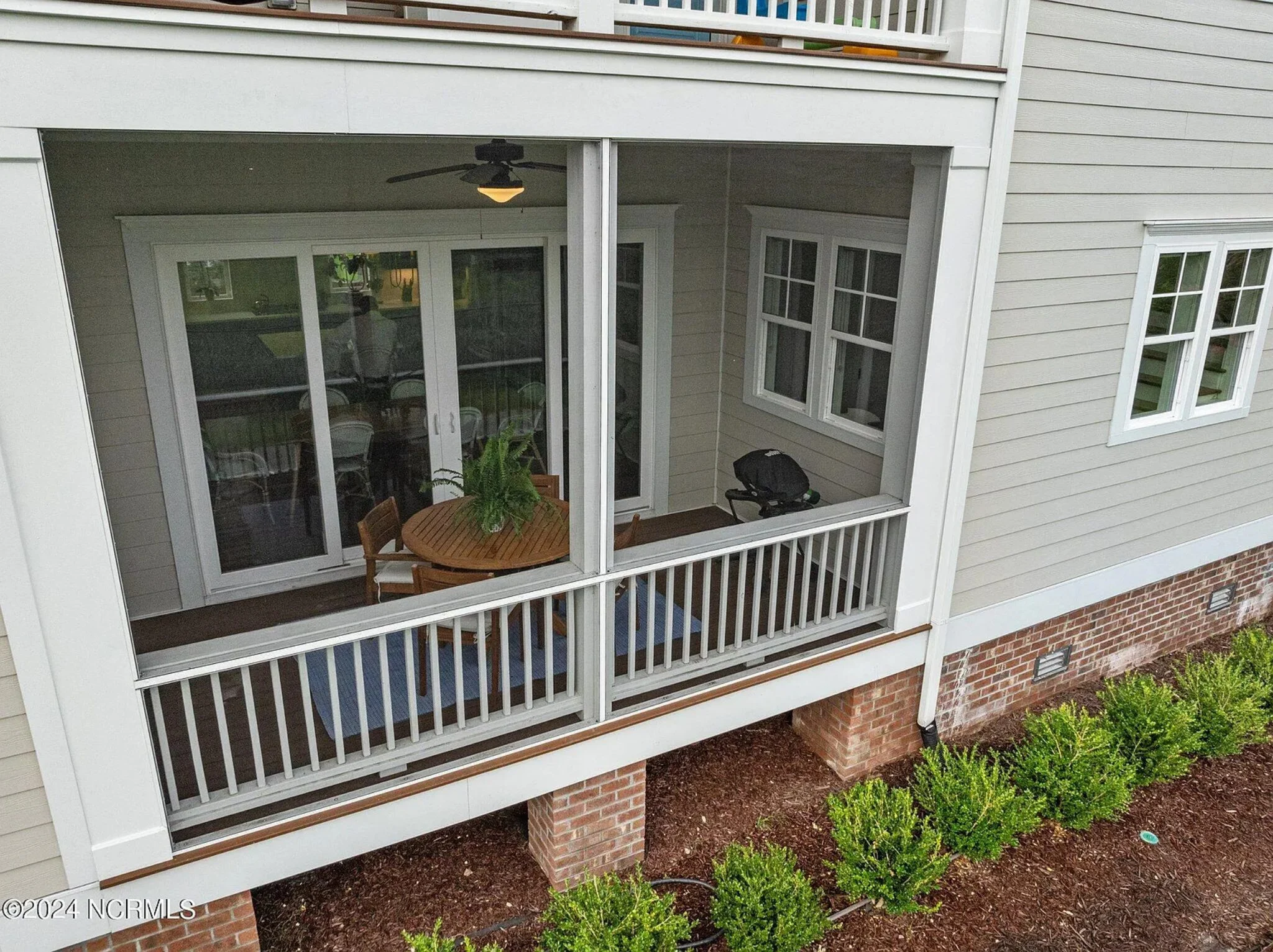 20-1927 HOUSE PLAN - Charleston House Plan with Detailed CAD Blueprint and Architecture 8 Modern house Plan with Detailed CAD Blueprint and Architecture