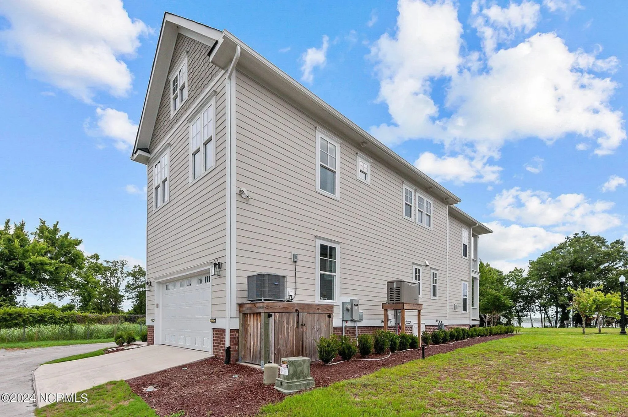 20-1927 HOUSE PLAN - Charleston House Plan with Detailed CAD Blueprint and Architecture 4 Modern house Plan with Detailed CAD Blueprint and Architecture