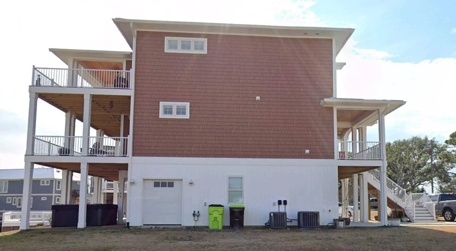 20-1898 HOUSE PLAN - Stunning 2-Story House Plan with Coastal Designs & Blueprint 5 Stunning 2-Story house Plan with Coastal Designs & Blueprint